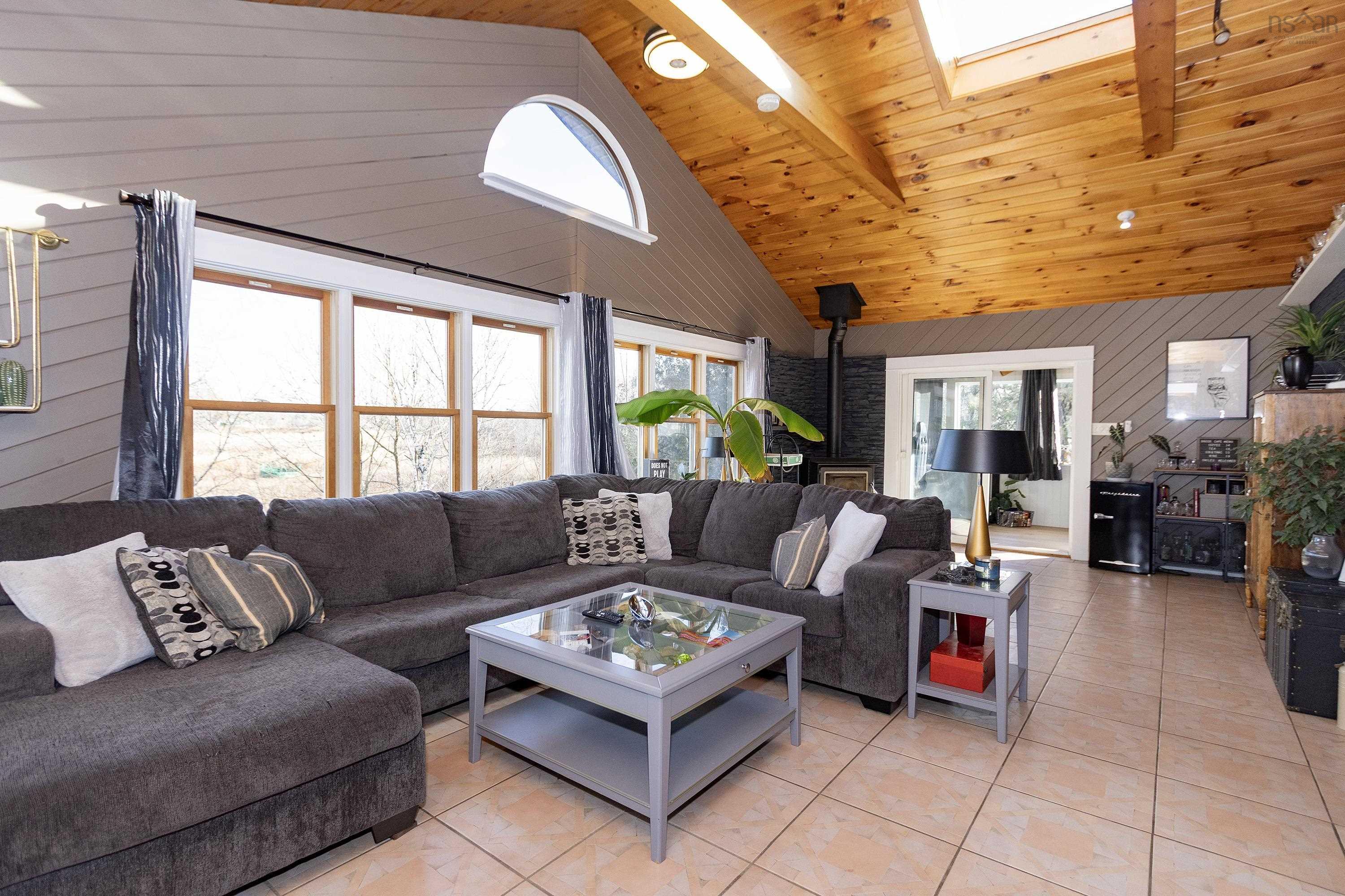 $379,900.00: 34 Thompson Road, Oxford