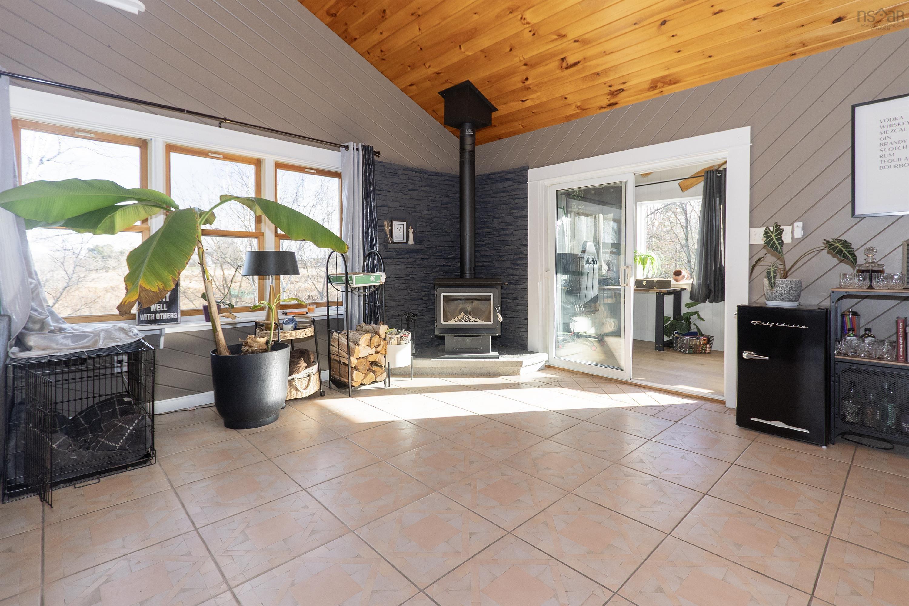 $379,900.00: 34 Thompson Road, Oxford