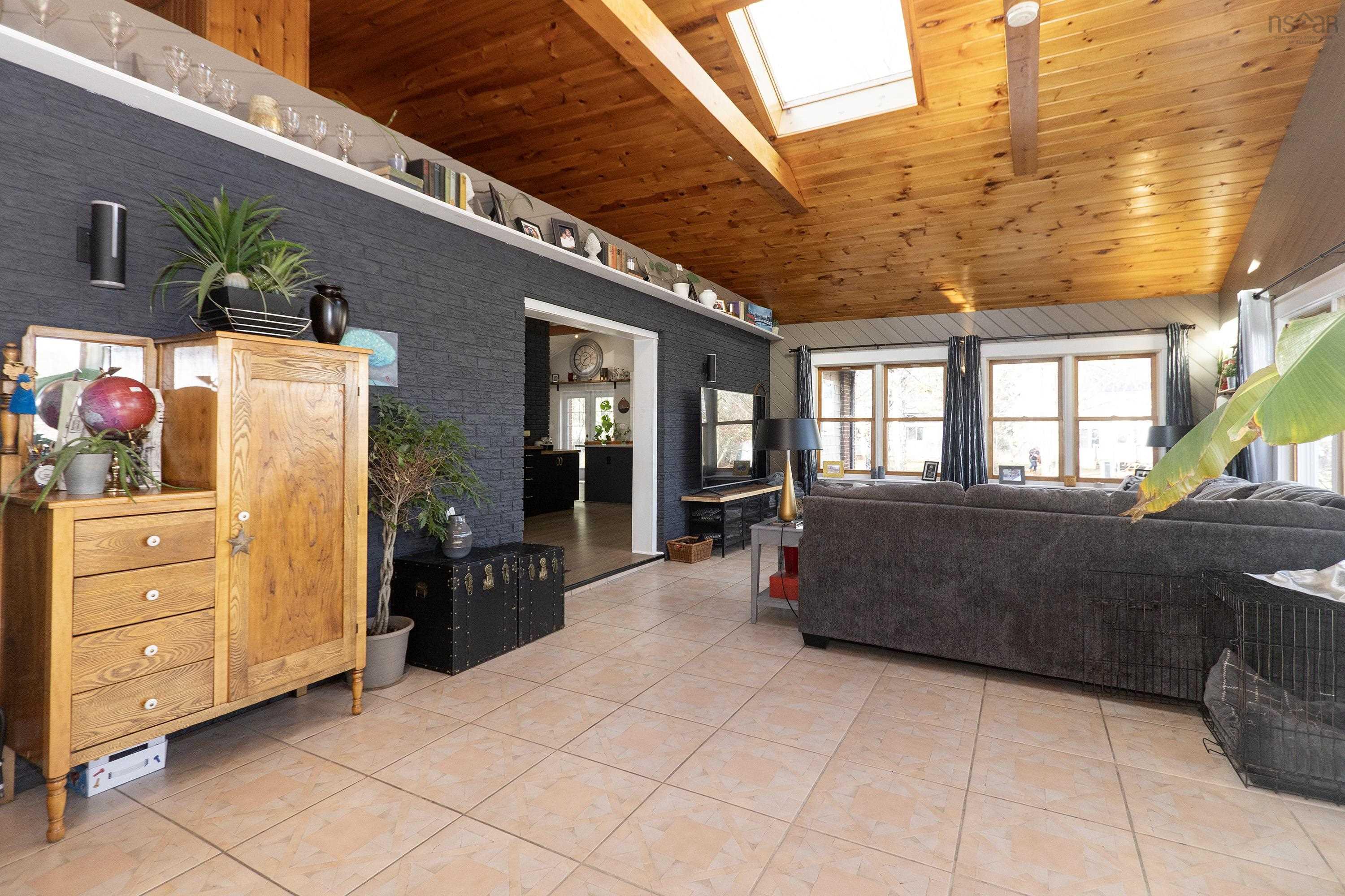 $379,900.00: 34 Thompson Road, Oxford