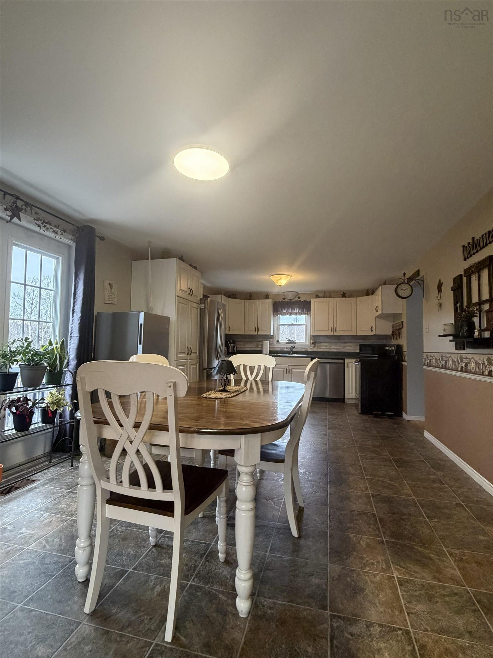 $329,900.00: 619 Park Falls Road, Sutherlands River