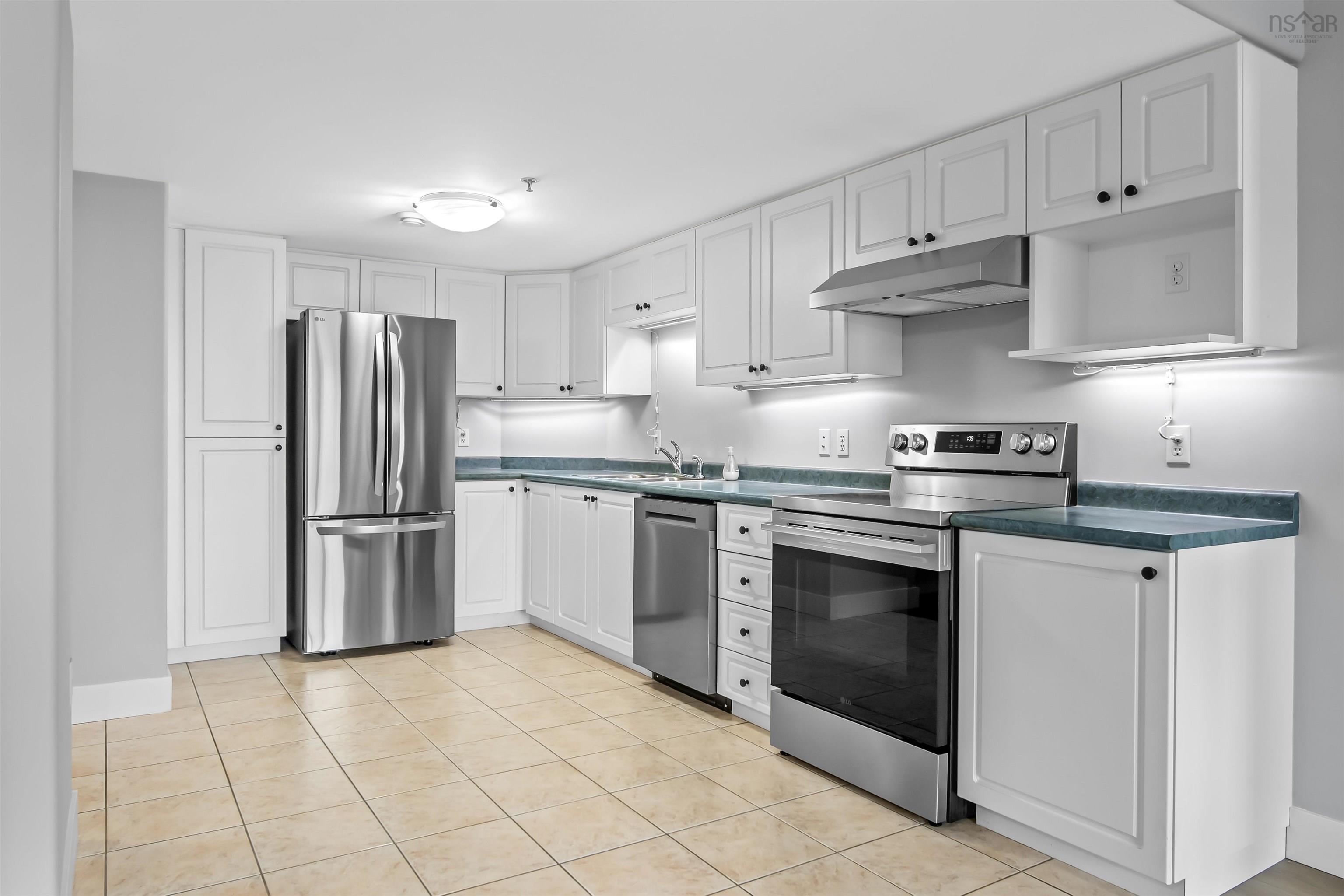 201 40 Regency Park Drive, Halifax, NS (MLS 202528973)