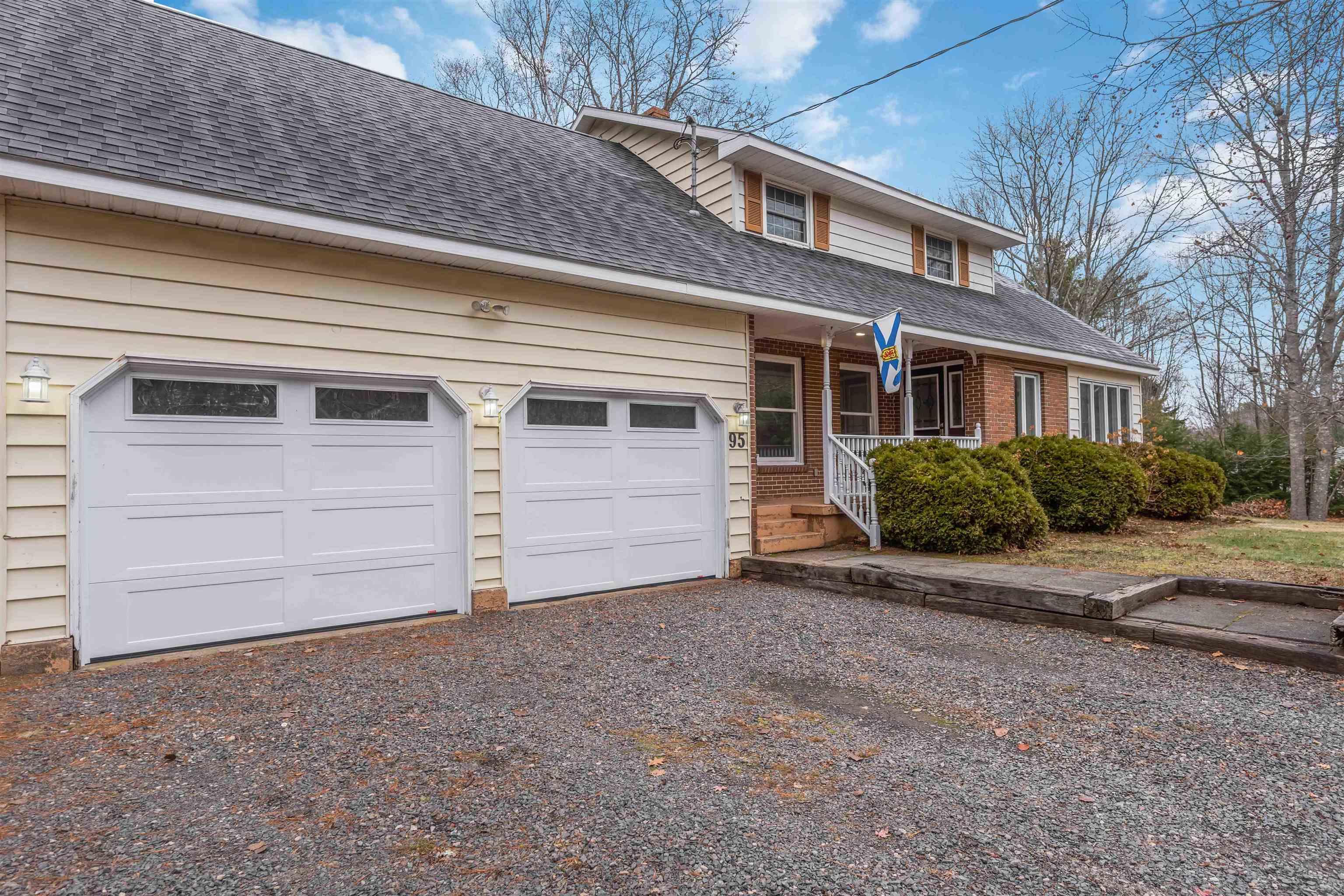 $540,000.00: 95 Bentwood Crescent, Cambridge