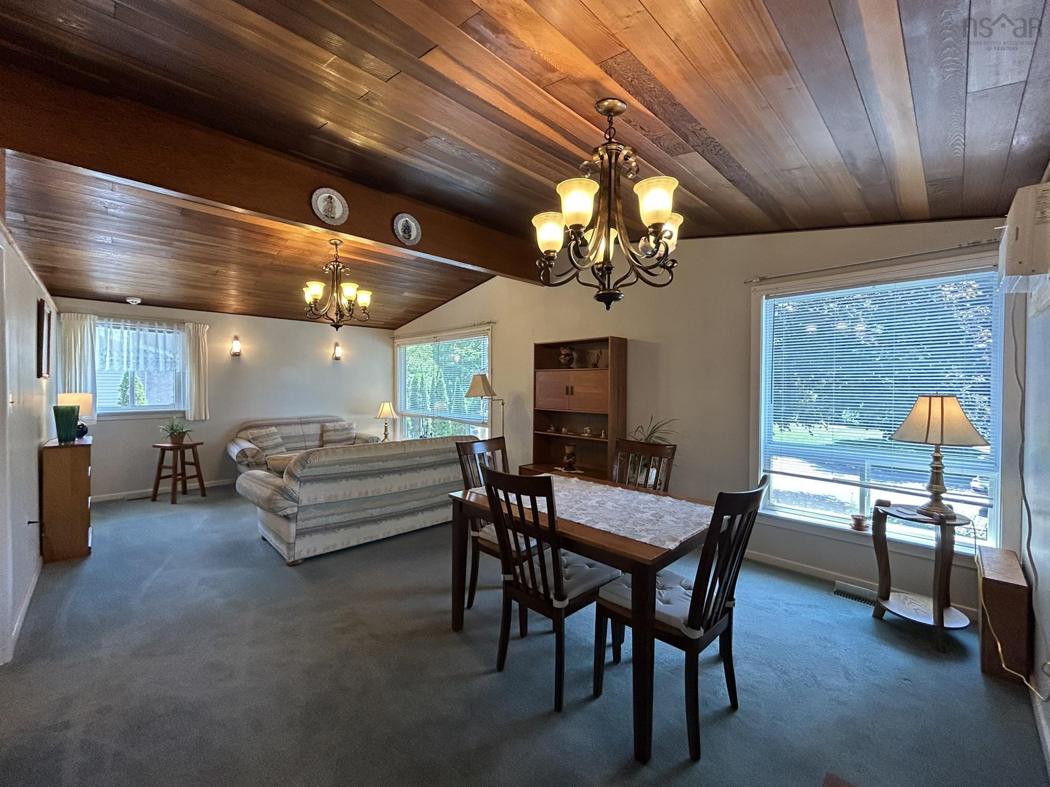 $395,000.00: 45 Redden Avenue, New Minas