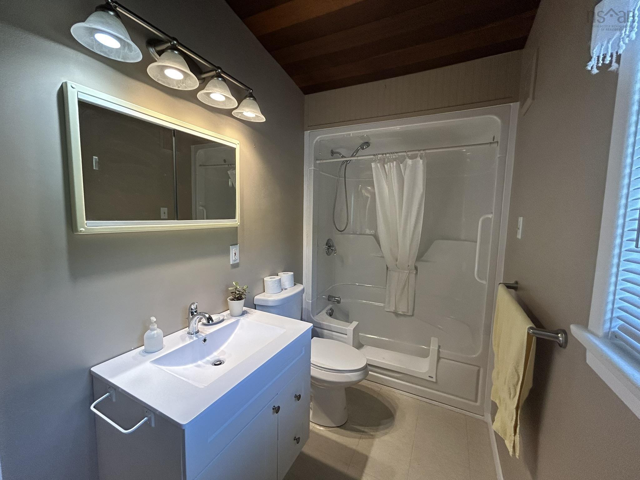 $395,000.00: 45 Redden Avenue, New Minas