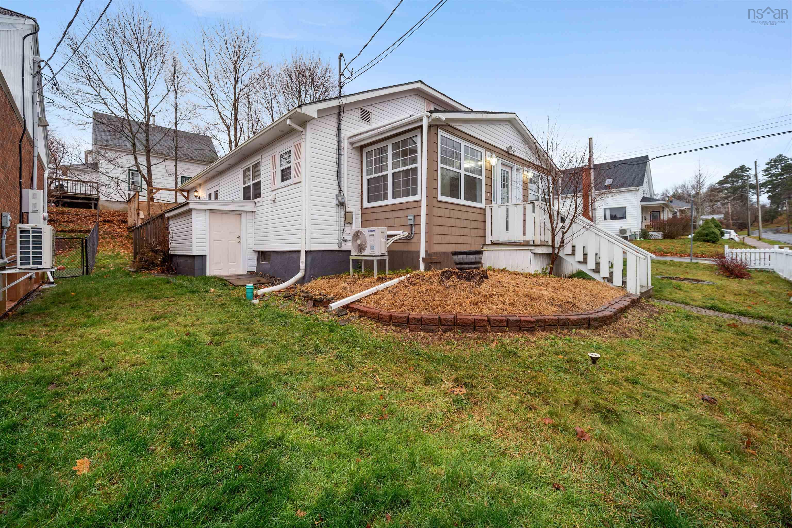 $329,900.00: 140 Maple Avenue, New Glasgow