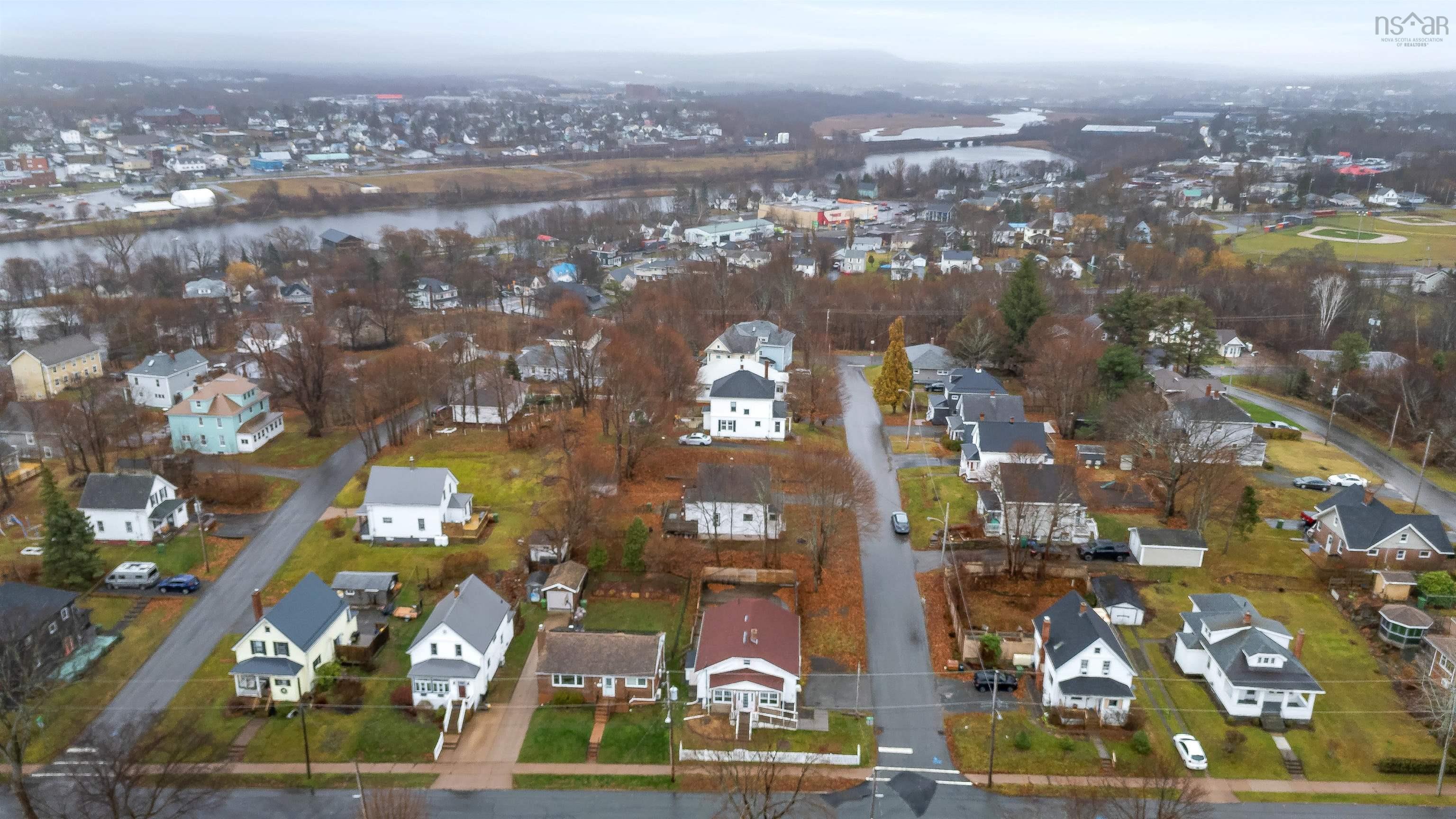 $329,900.00: 140 Maple Avenue, New Glasgow