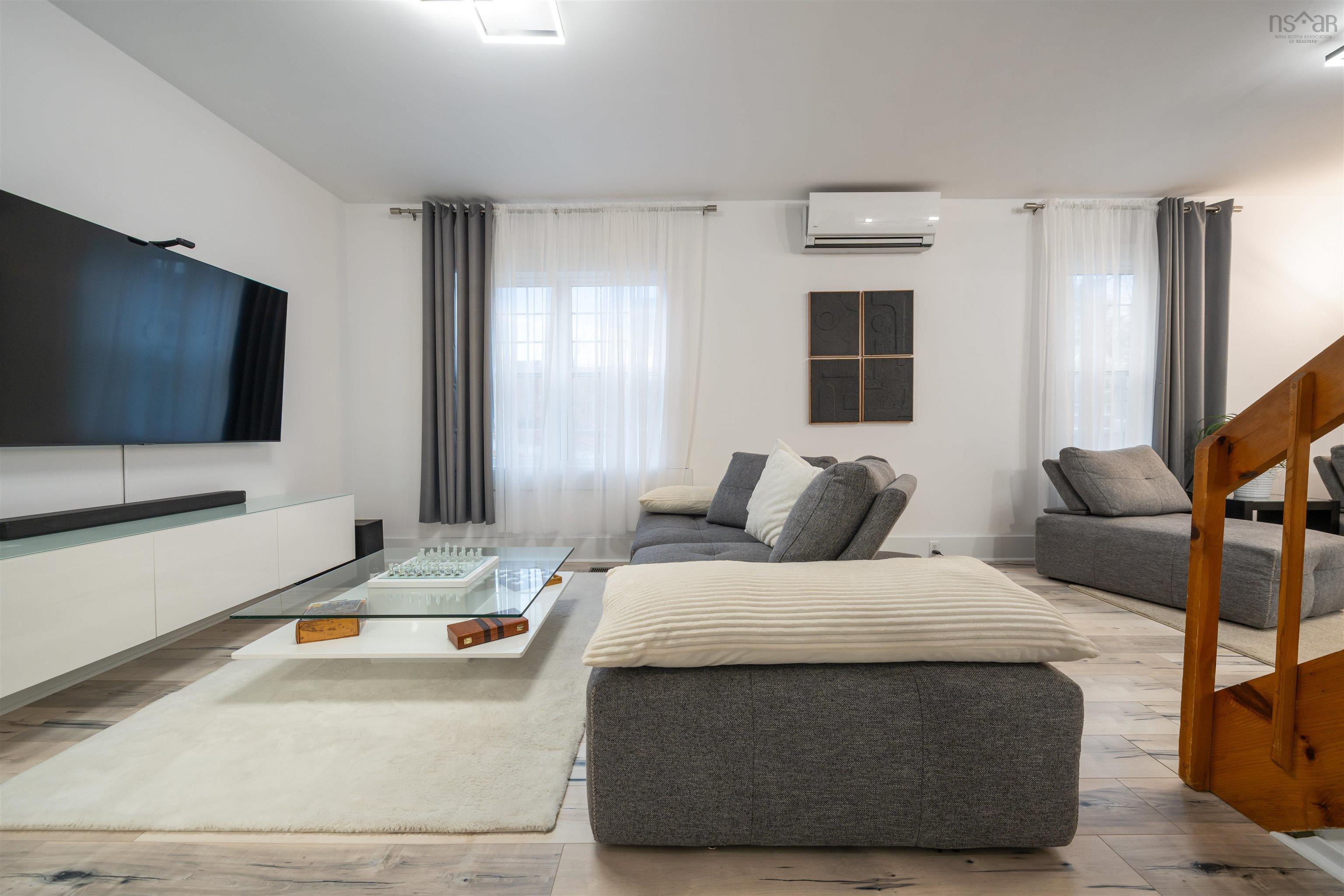 $329,900.00: 140 Maple Avenue, New Glasgow