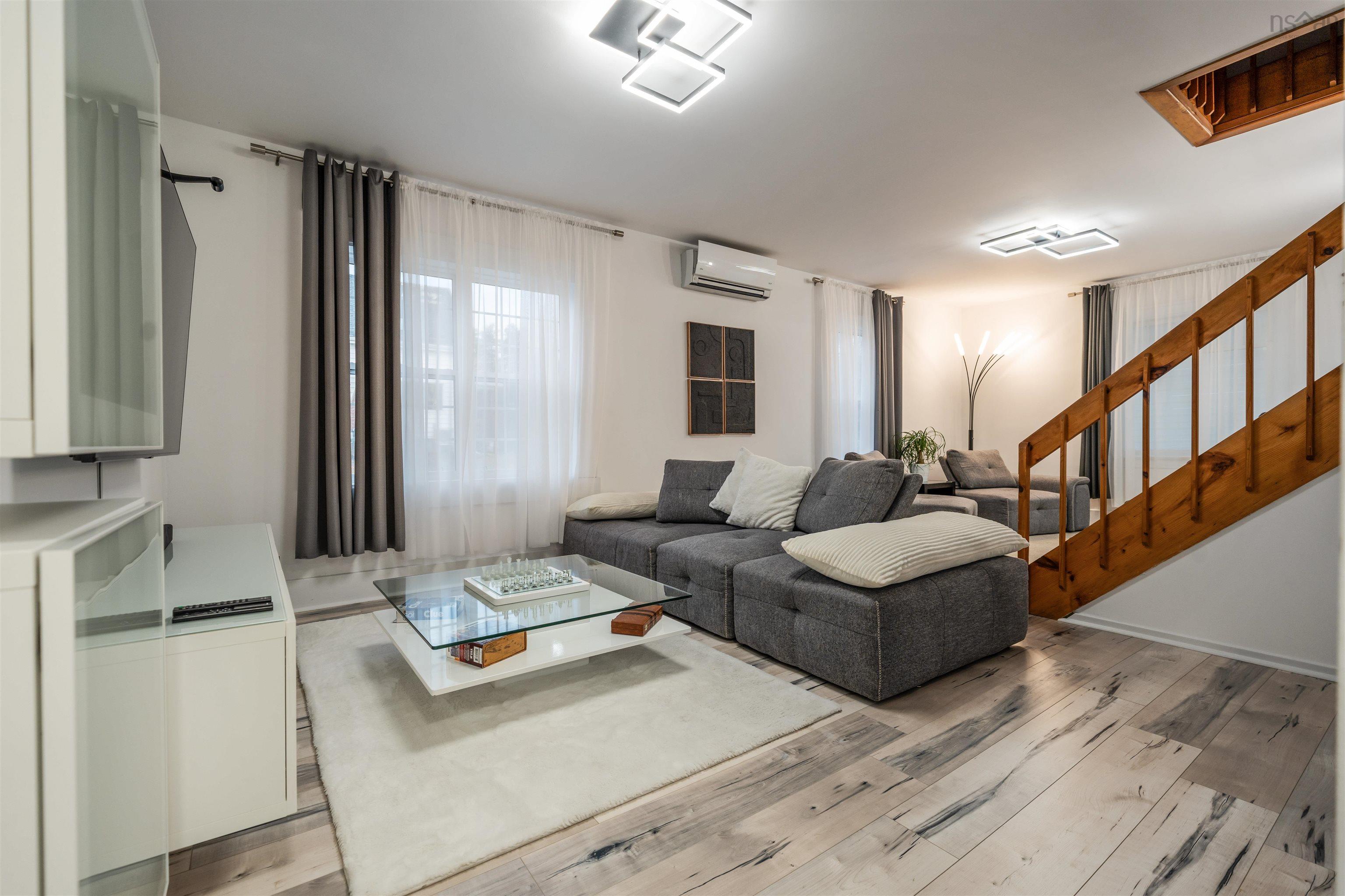 $329,900.00: 140 Maple Avenue, New Glasgow