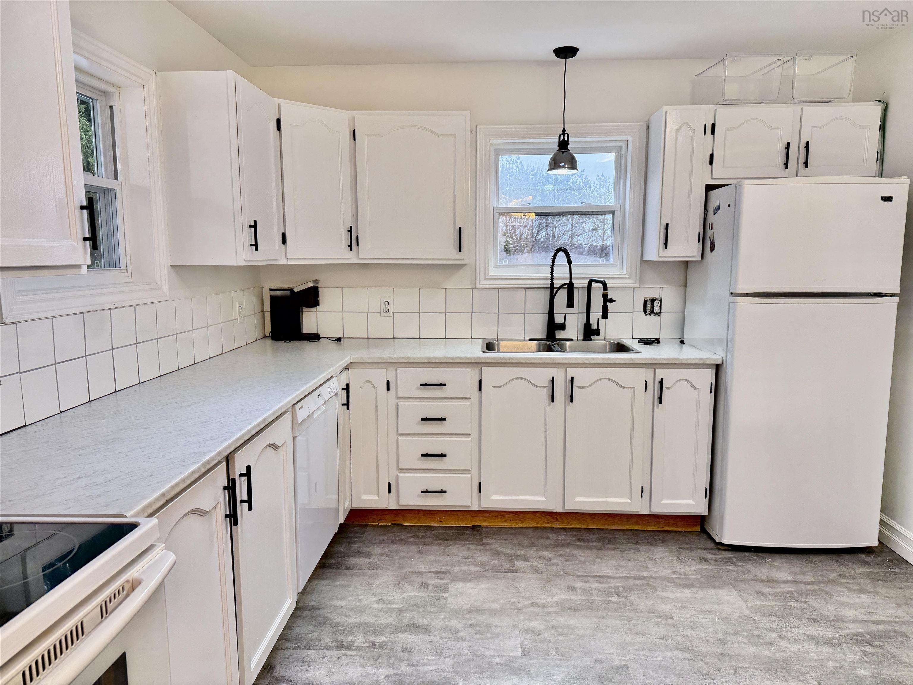 16 Mathers Court, Timberlea, NS (MLS 202528990)