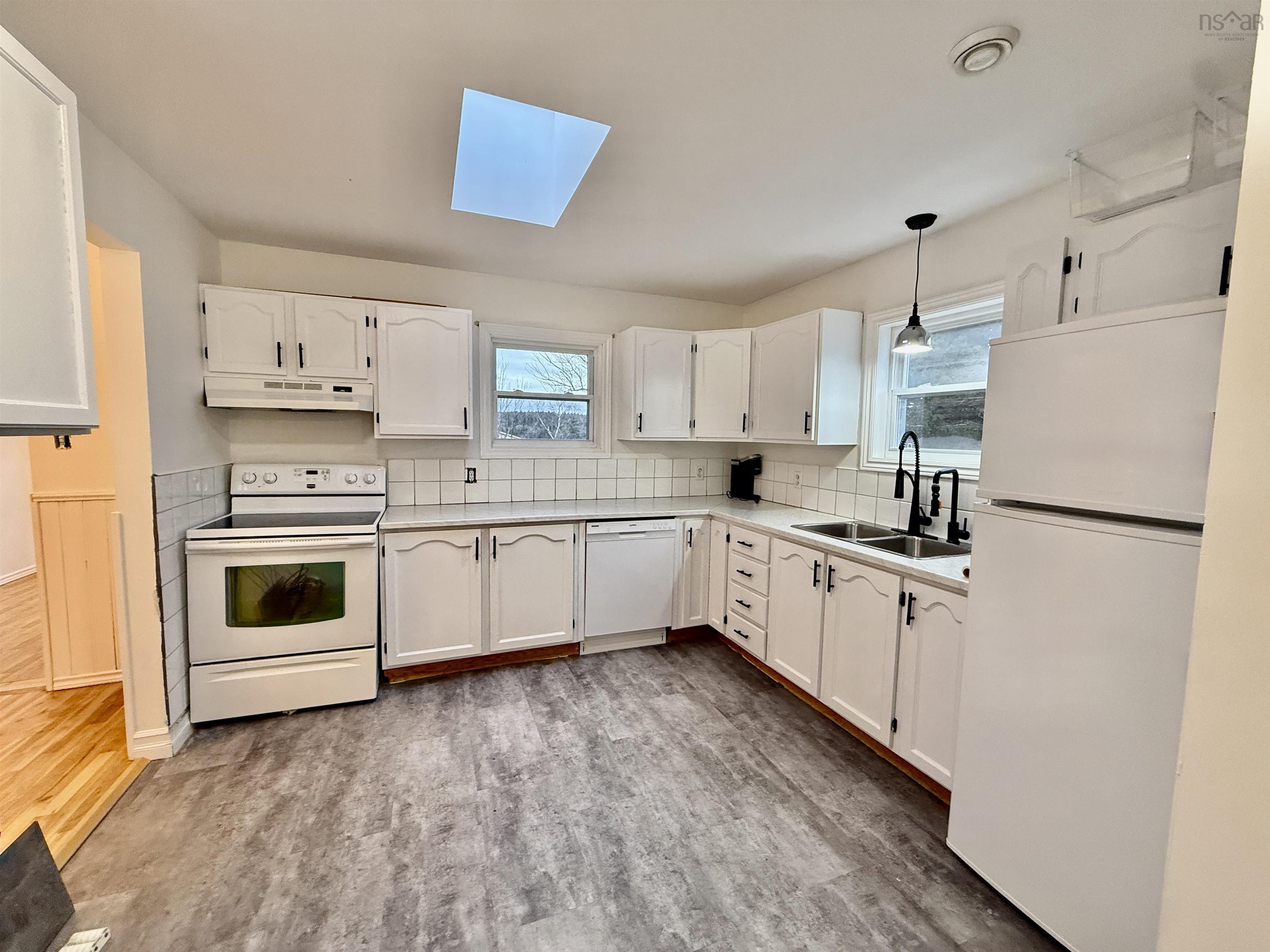 16 Mathers Court, Timberlea, NS (MLS 202528990)