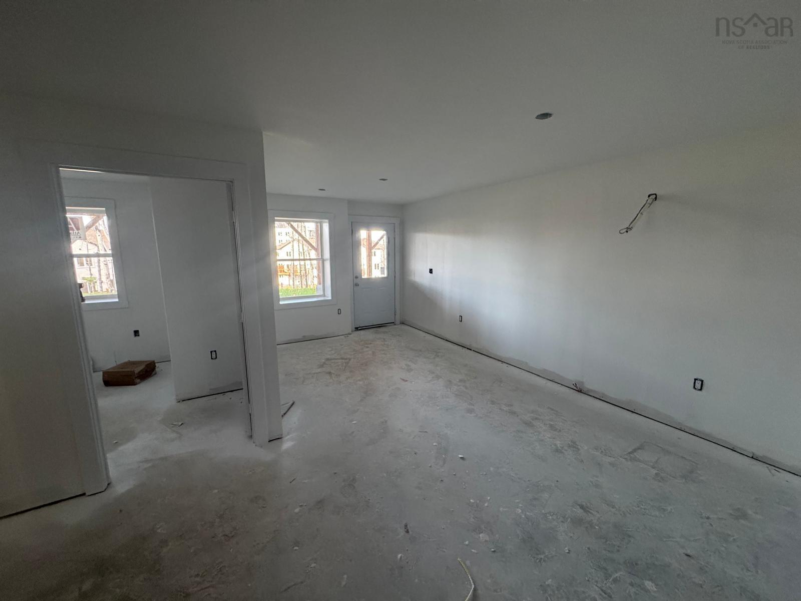 $684,900.00: 45 Simona Drive, Dartmouth