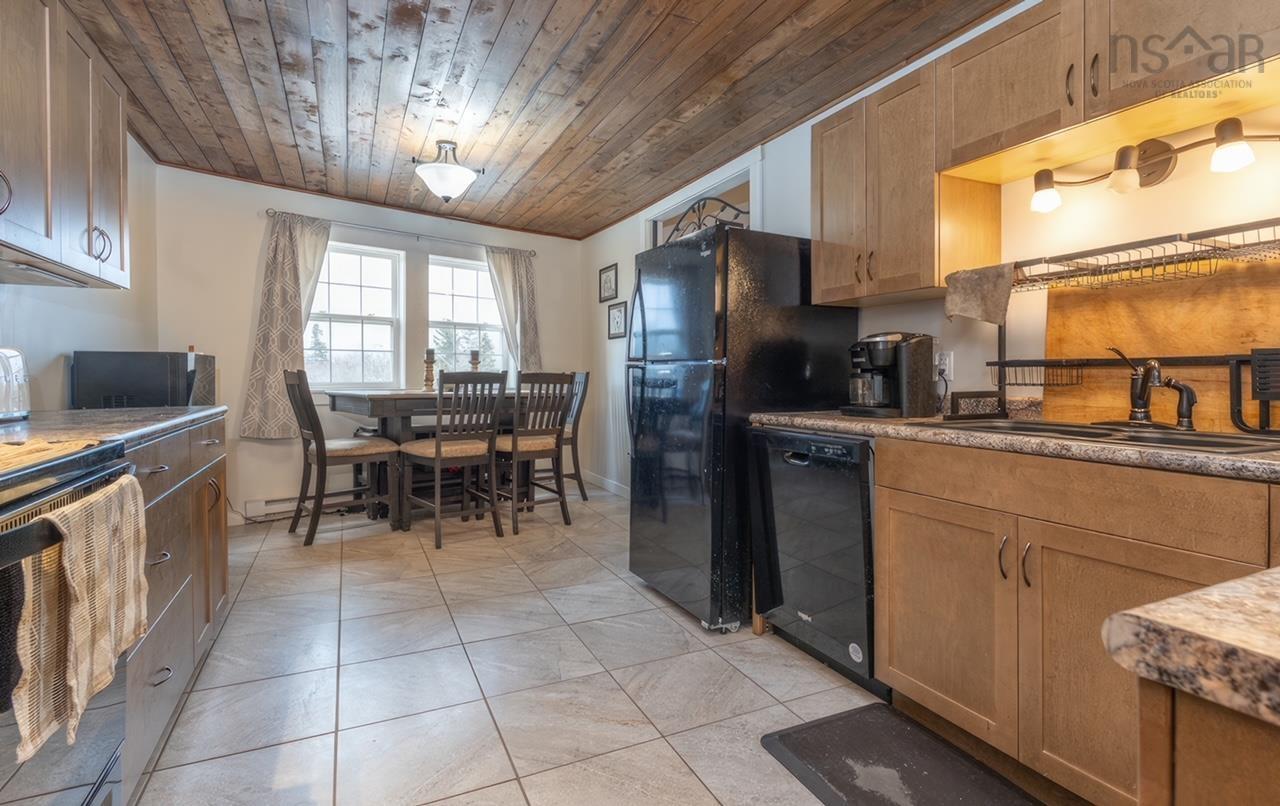 $379,900.00: 62 Lake Doucette Road, Lake Doucette