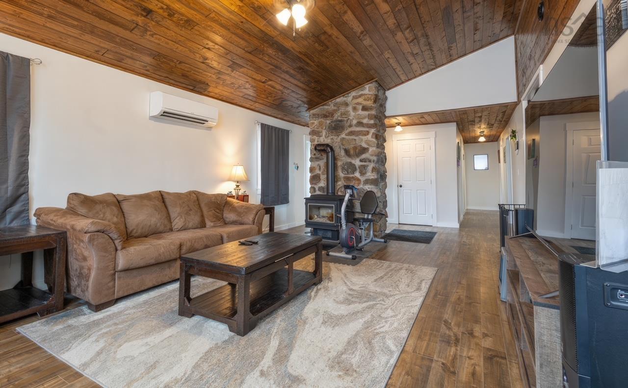 $379,900.00: 62 Lake Doucette Road, Lake Doucette