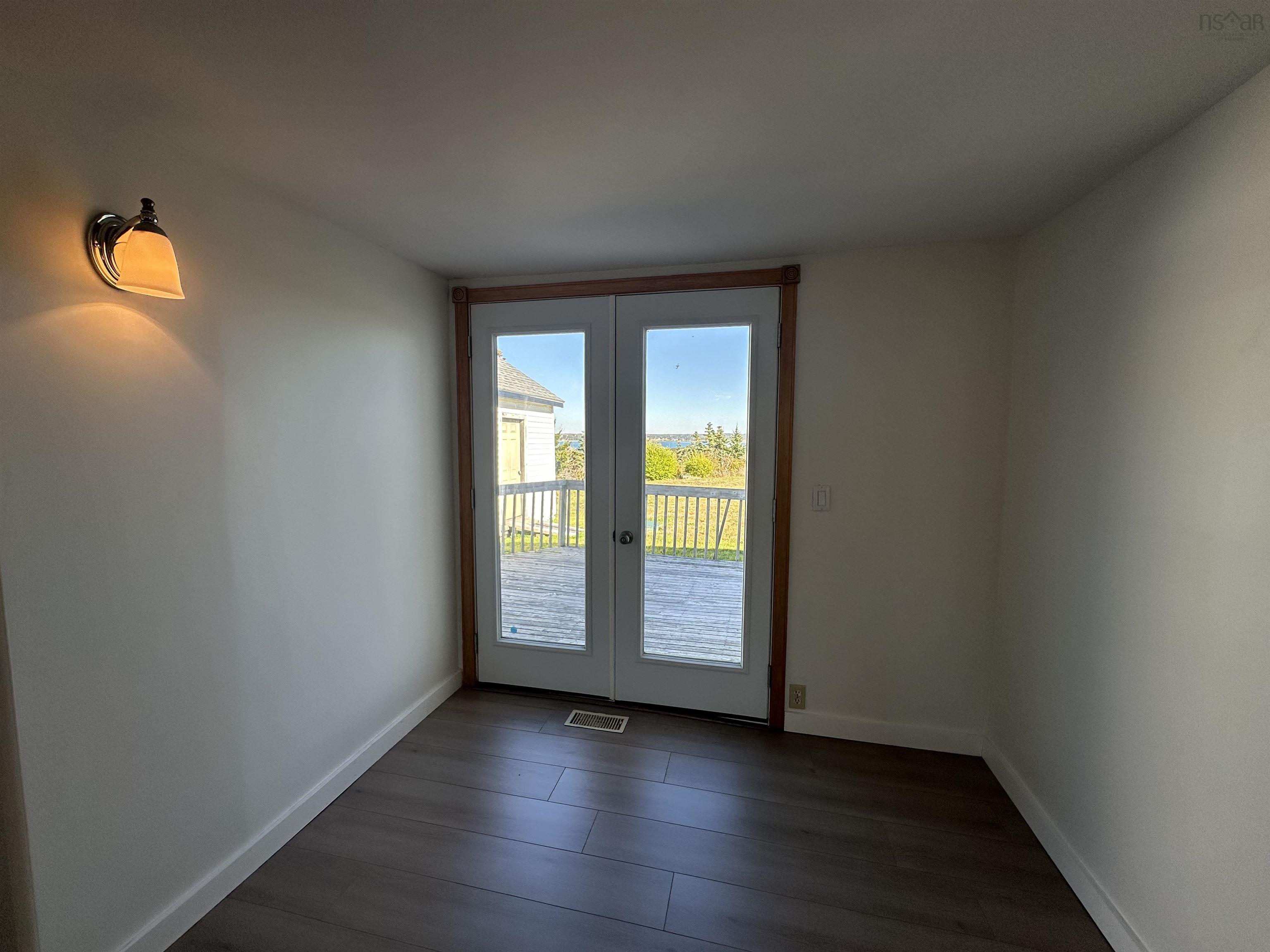 $325,000.00: 1415 Highway 304, Cape Forchu