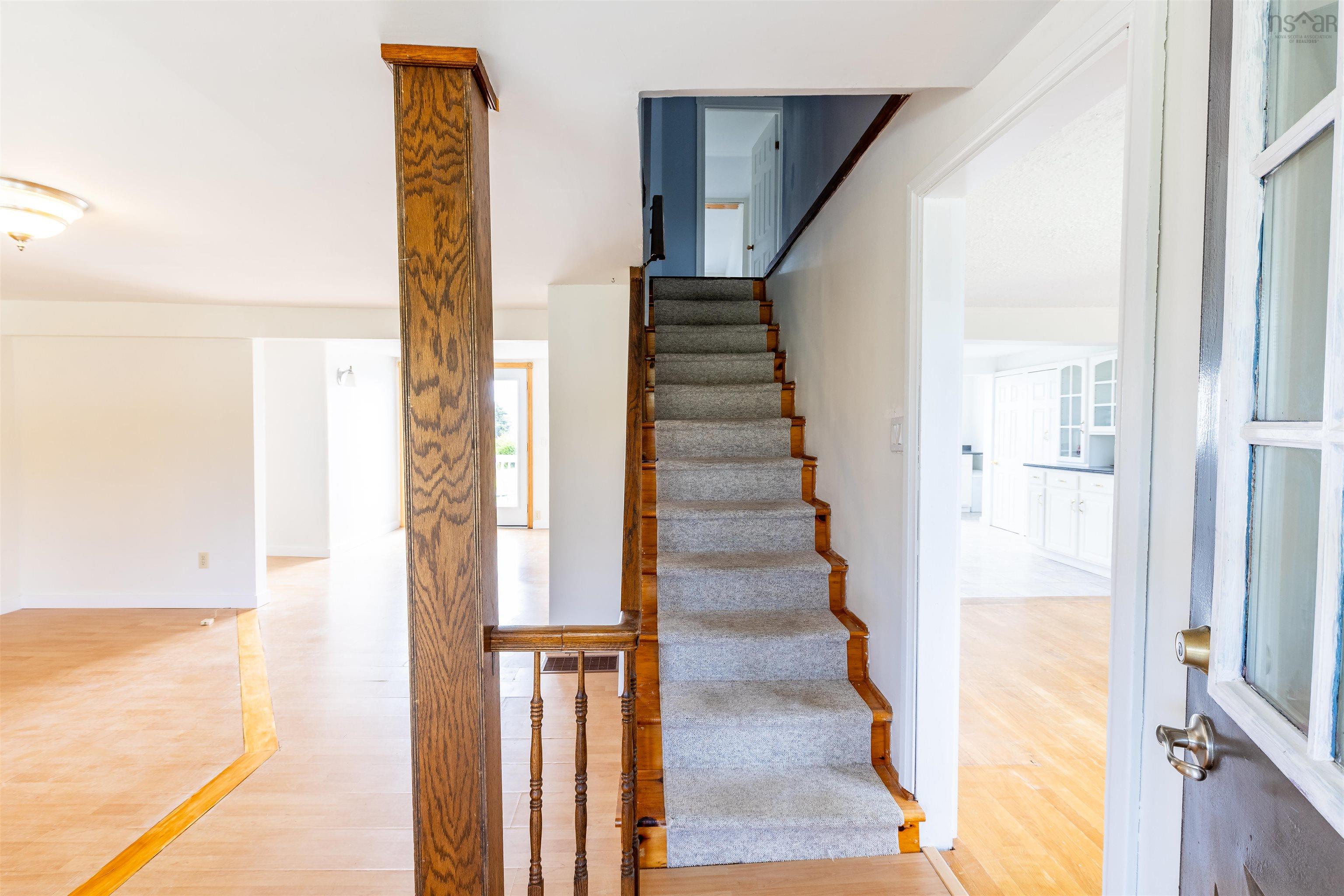 $325,000.00: 1415 Highway 304, Cape Forchu