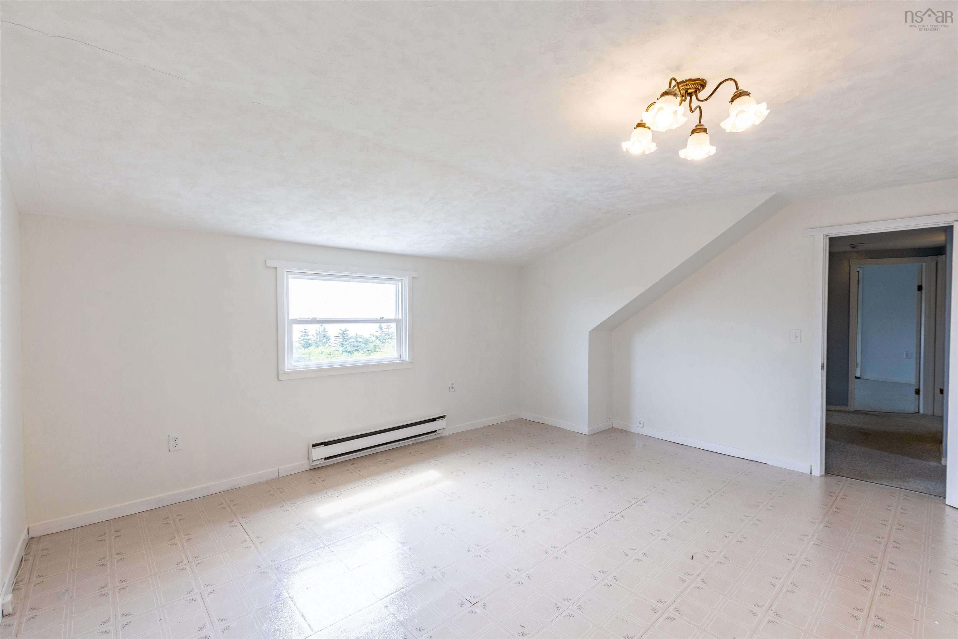 $325,000.00: 1415 Highway 304, Cape Forchu