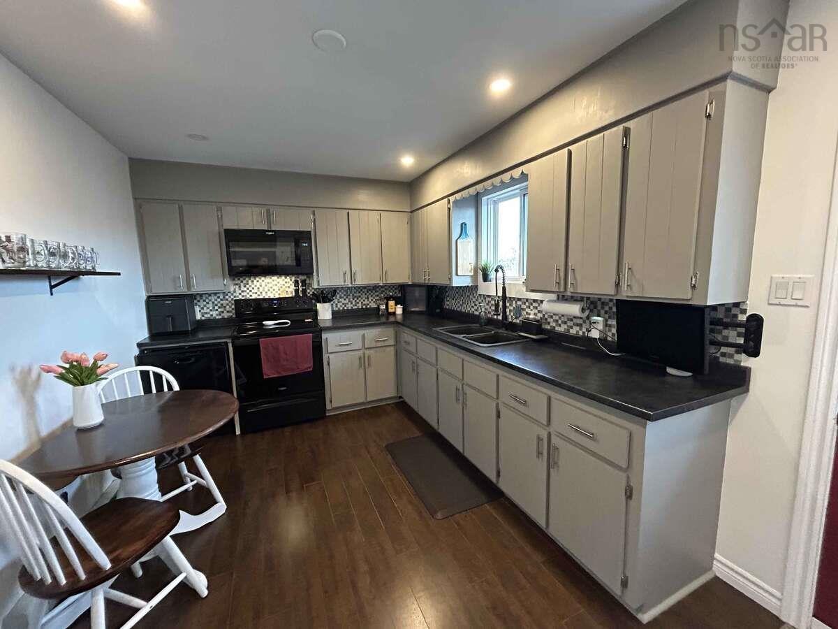 $294,999.00: 97 Maple Street, Pictou