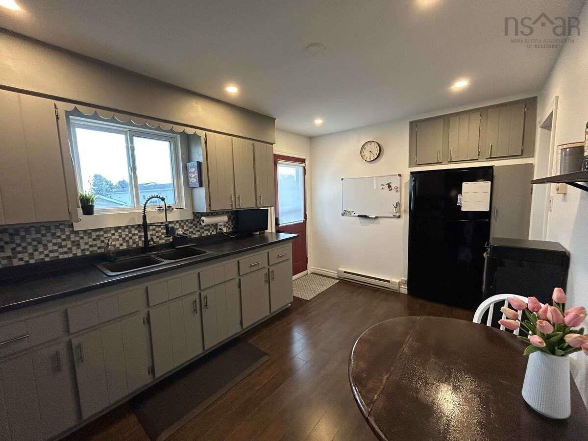 $294,999.00: 97 Maple Street, Pictou