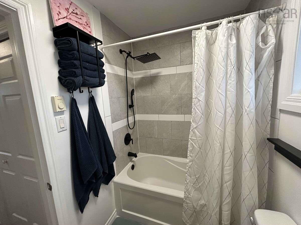 $294,999.00: 97 Maple Street, Pictou