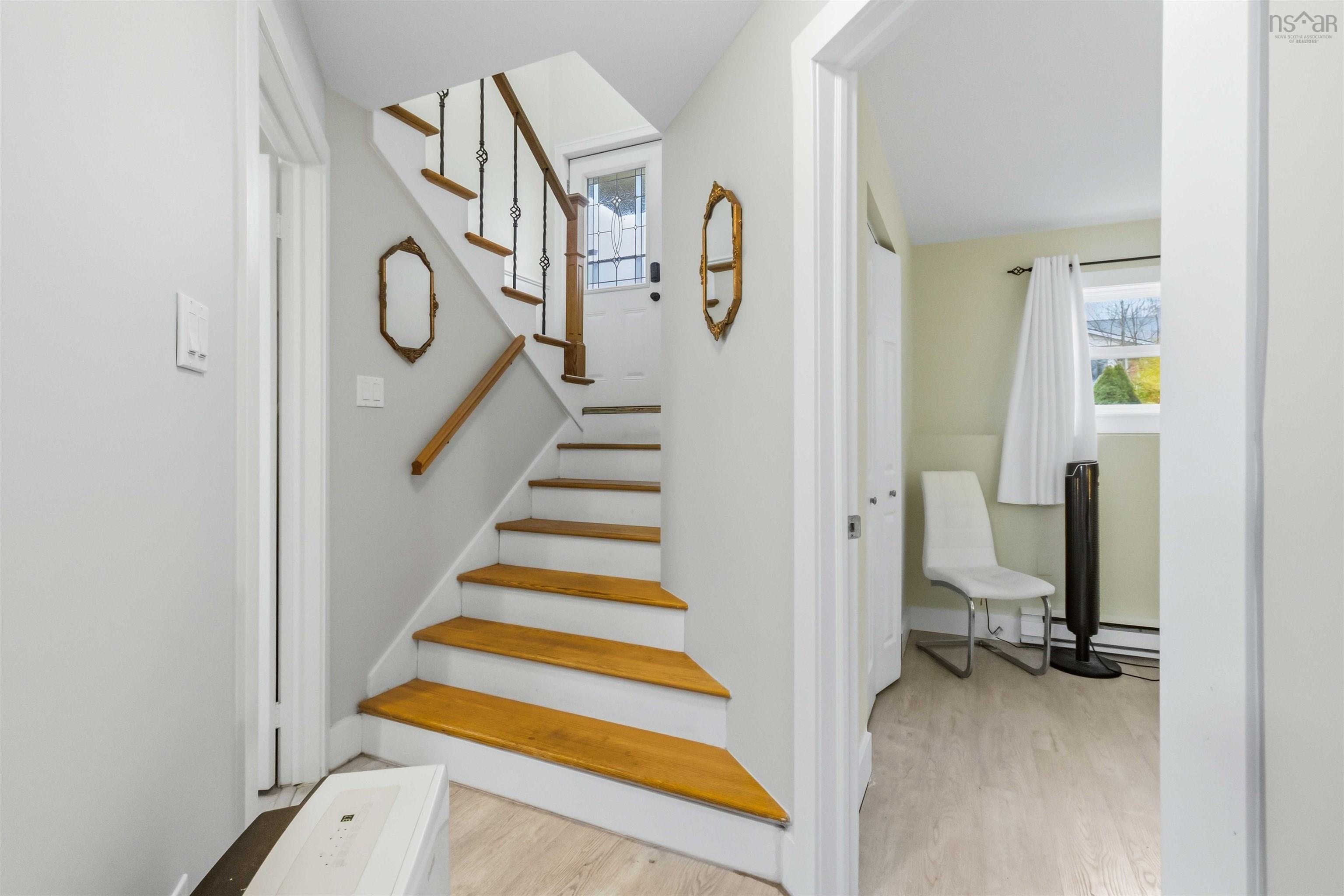 $409,900.00: 10 Thorncrest Court, Eastern Passage