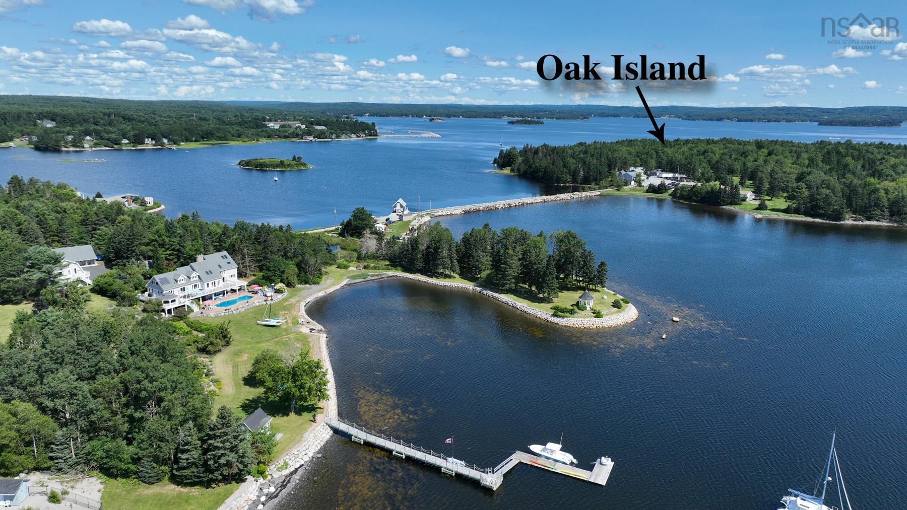 $3,975,000.00: 226 Crandall Road, Martins Point