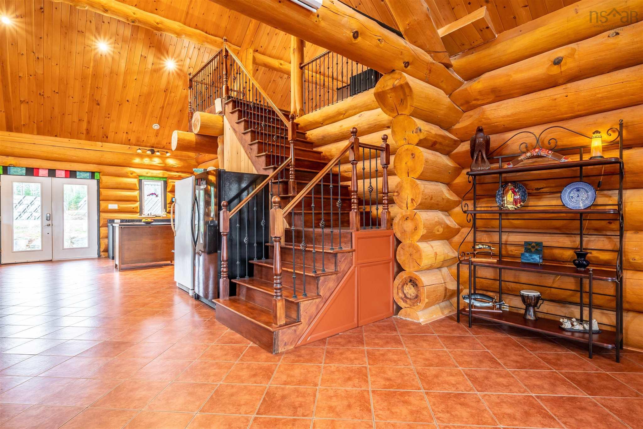 $1,100,000.00: 180-182 Casa Drive, Port Dufferin