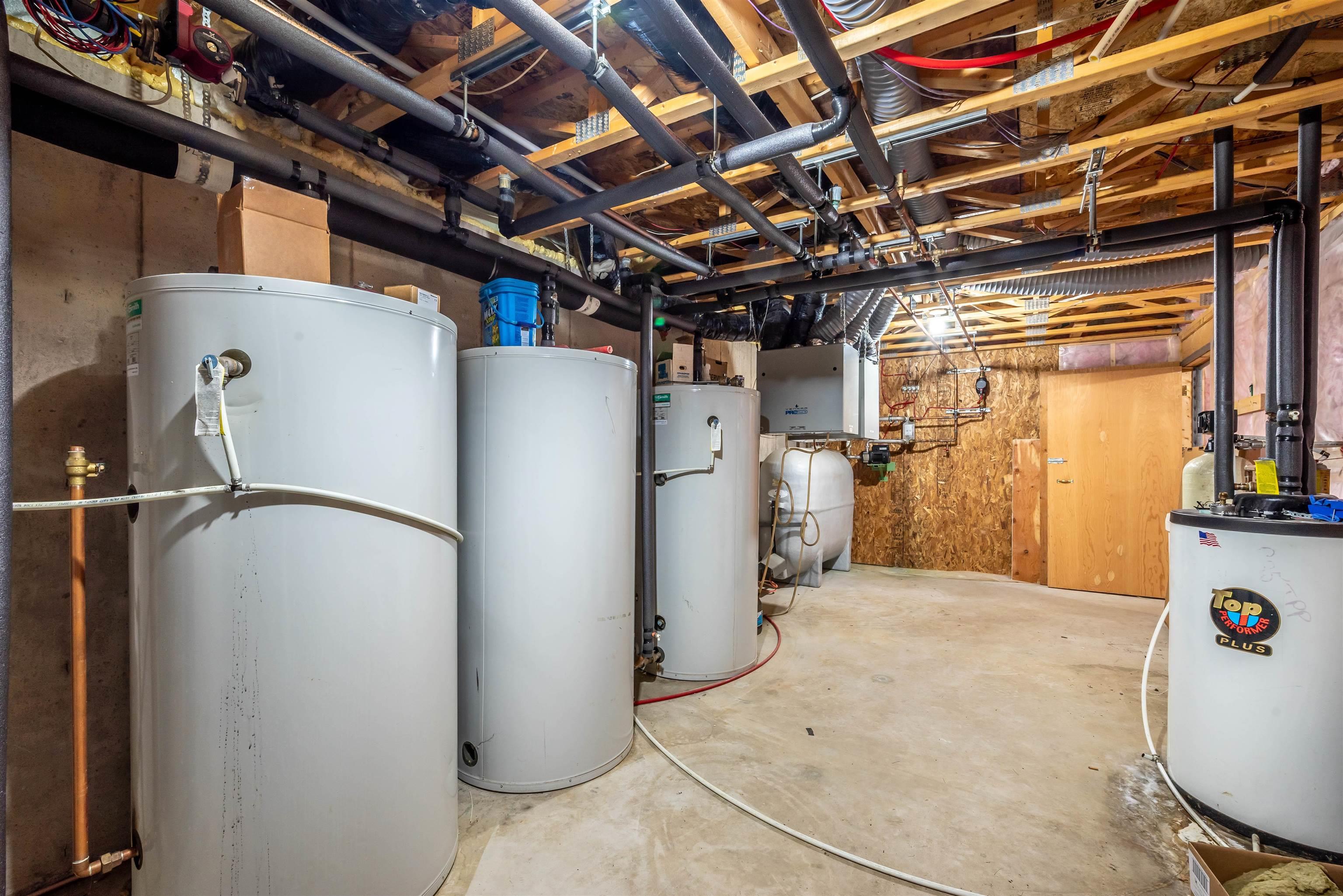 $1,100,000.00: 180-182 Casa Drive, Port Dufferin