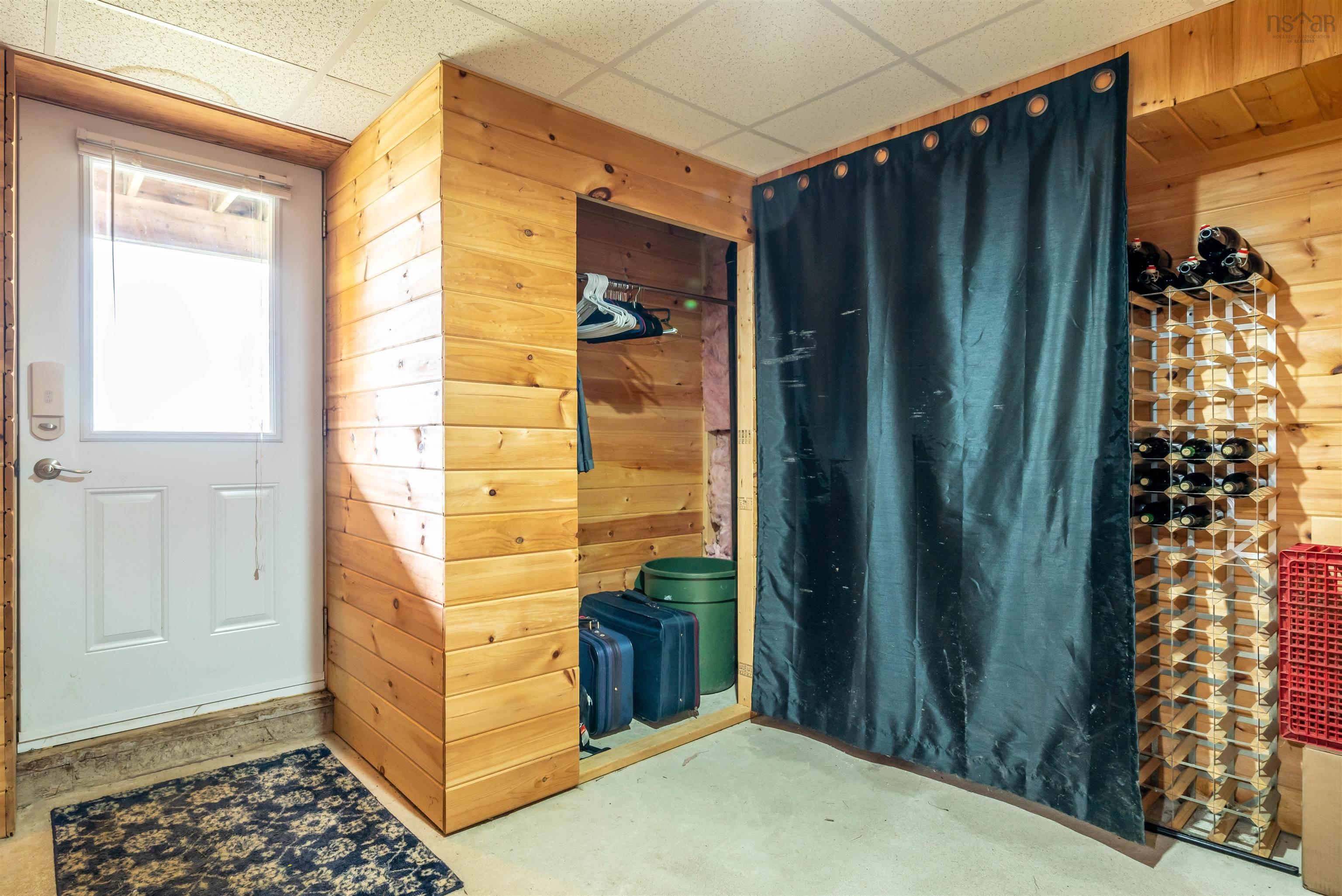 $1,100,000.00: 180-182 Casa Drive, Port Dufferin