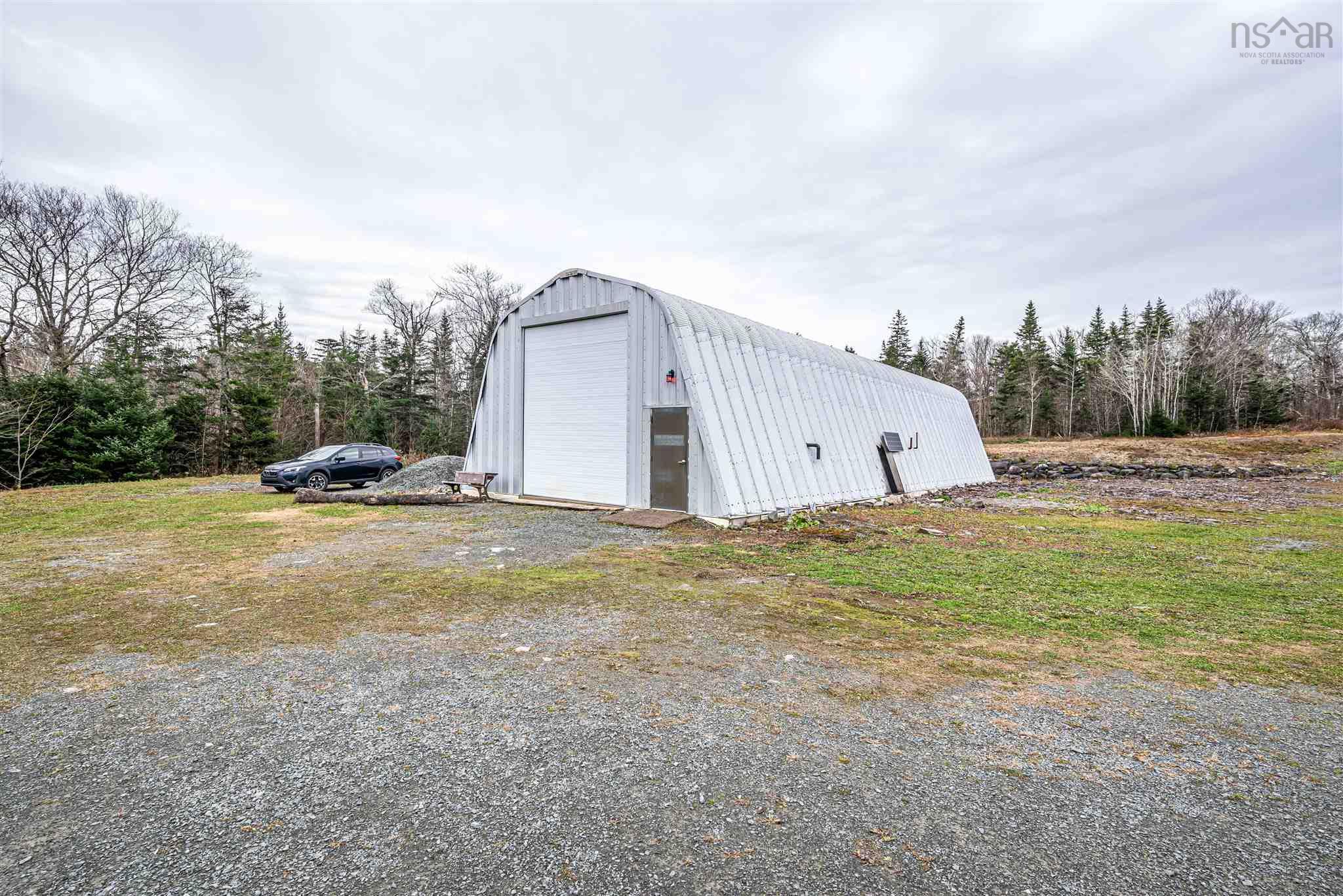 $1,100,000.00: 180-182 Casa Drive, Port Dufferin