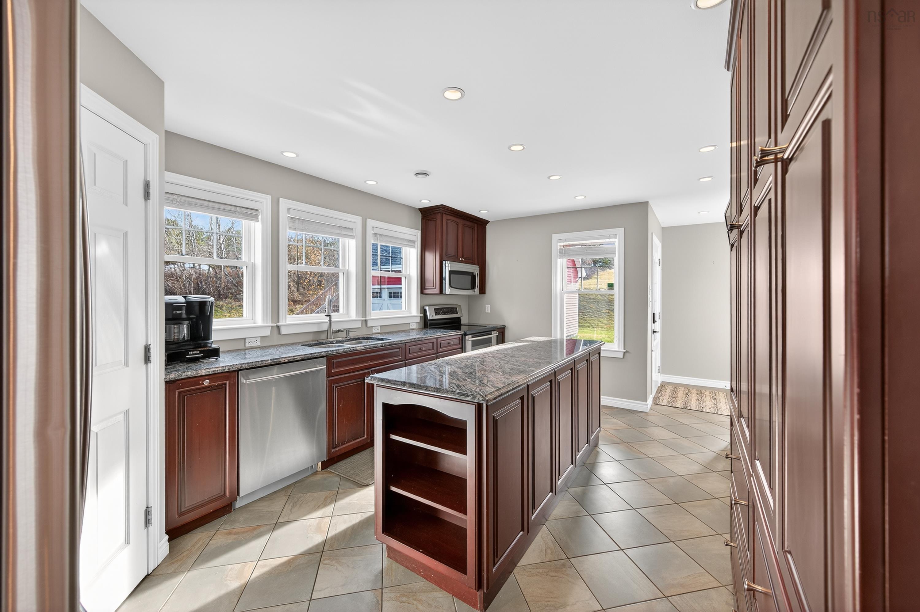 $699,999.00: 967 Georges River Road, Georges River