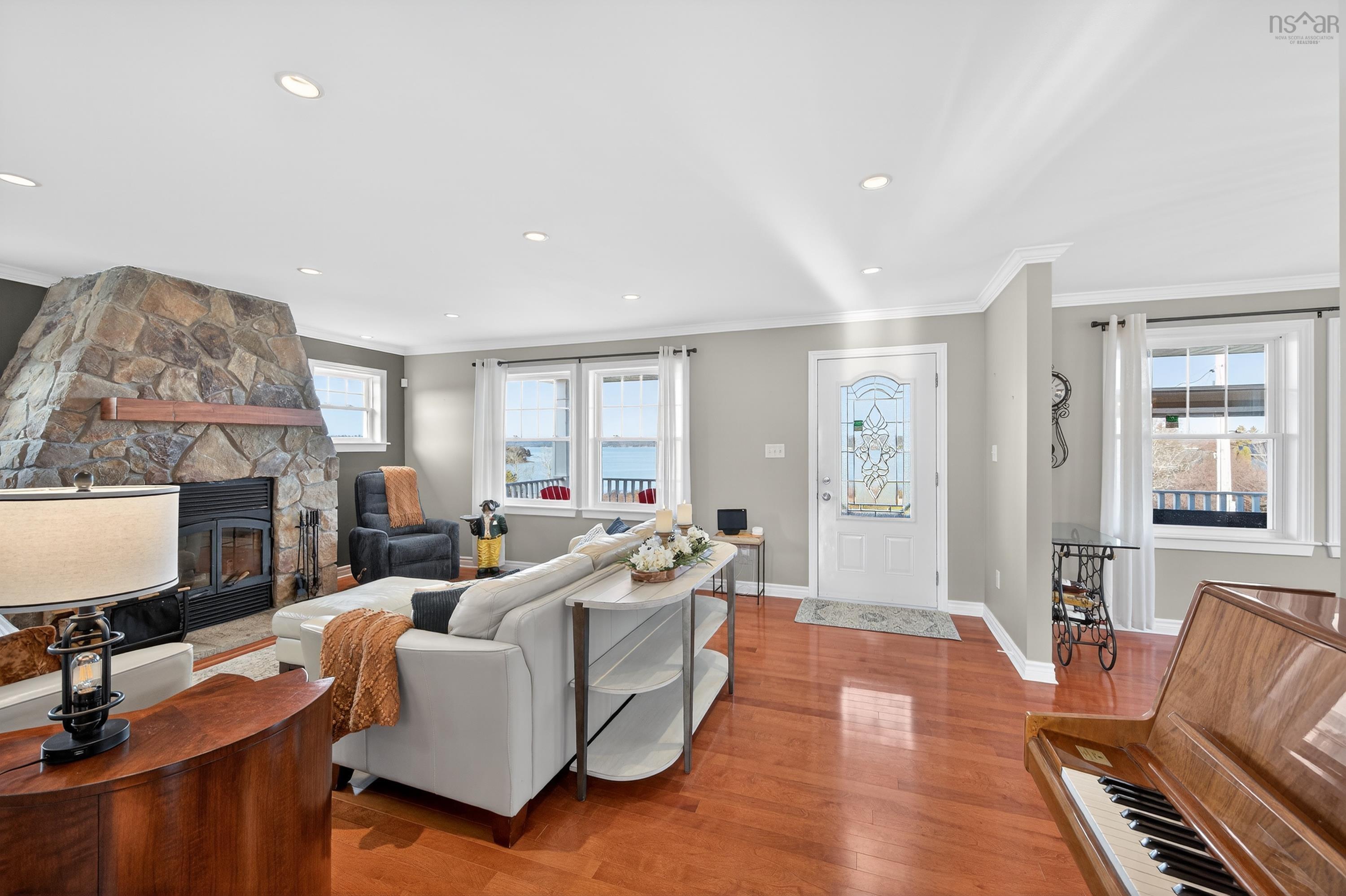 $699,999.00: 967 Georges River Road, Georges River