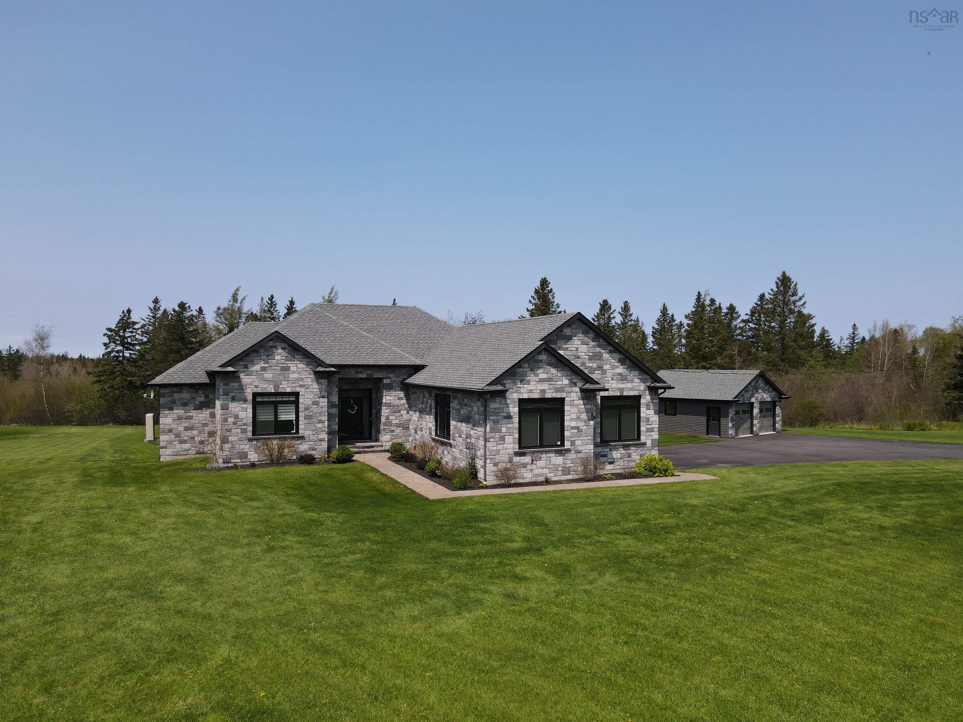 $979,900.00: 1157 Highway 366, Tyndal Road