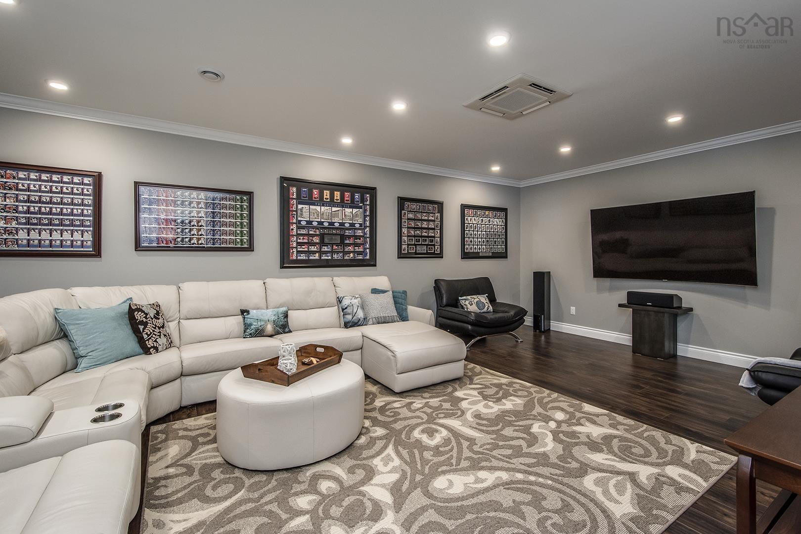 $979,900.00: 1157 Highway 366, Tyndal Road