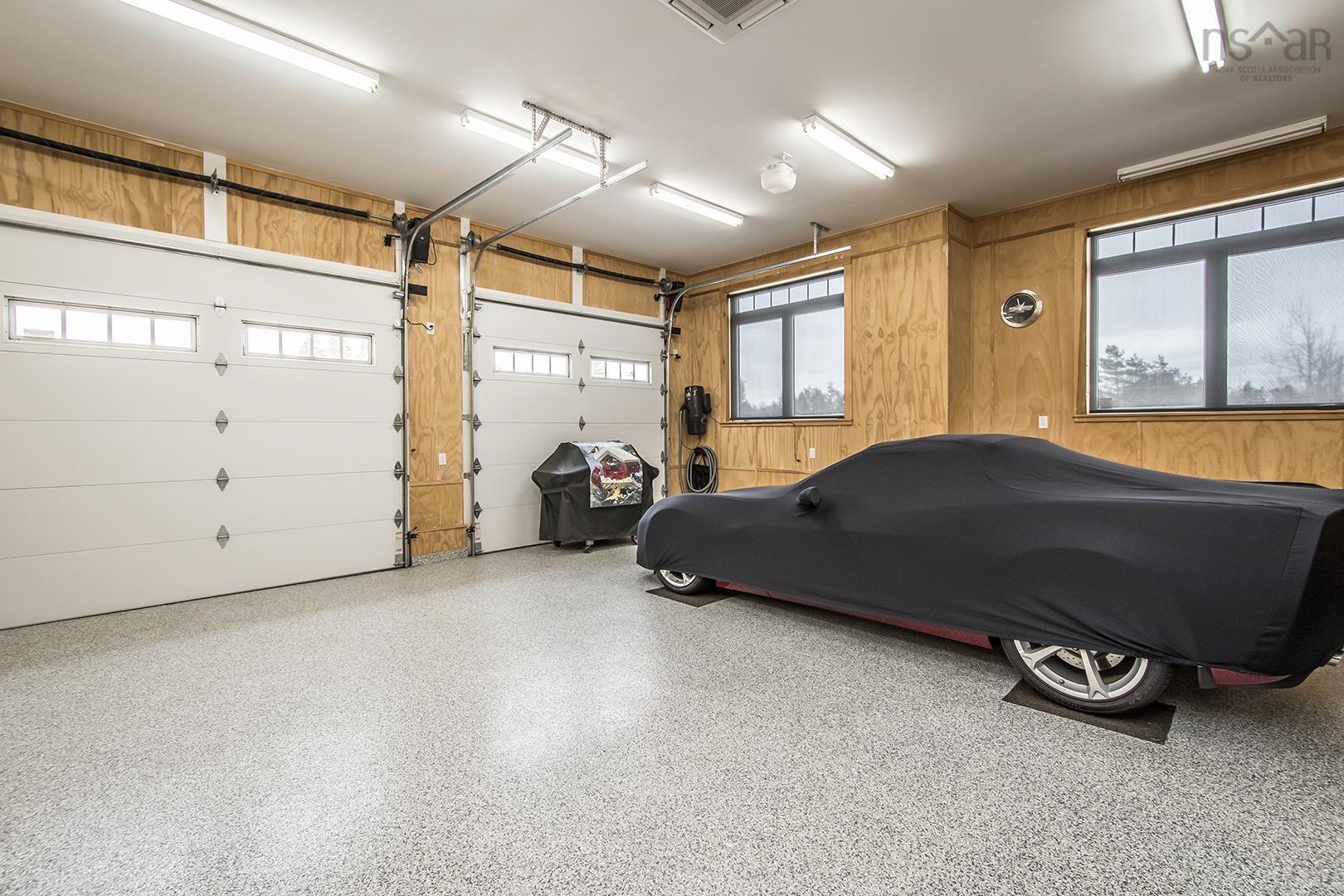 $979,900.00: 1157 Highway 366, Tyndal Road