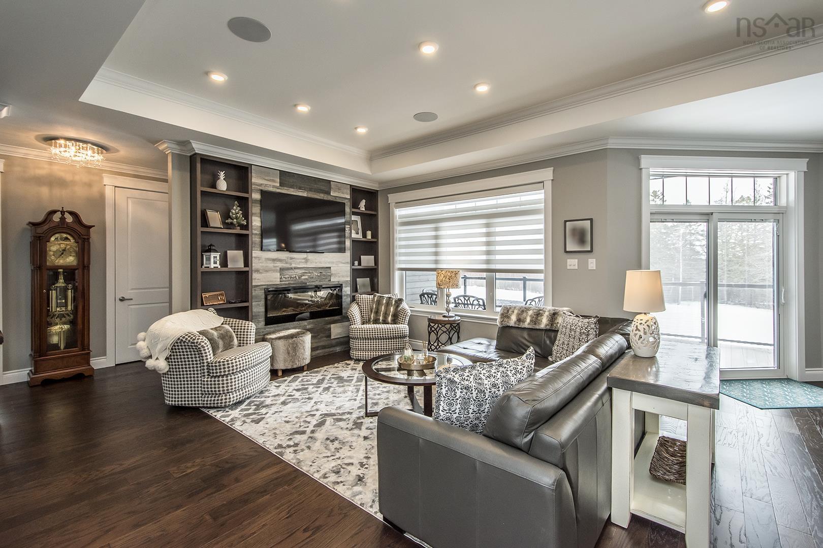 $979,900.00: 1157 Highway 366, Tyndal Road