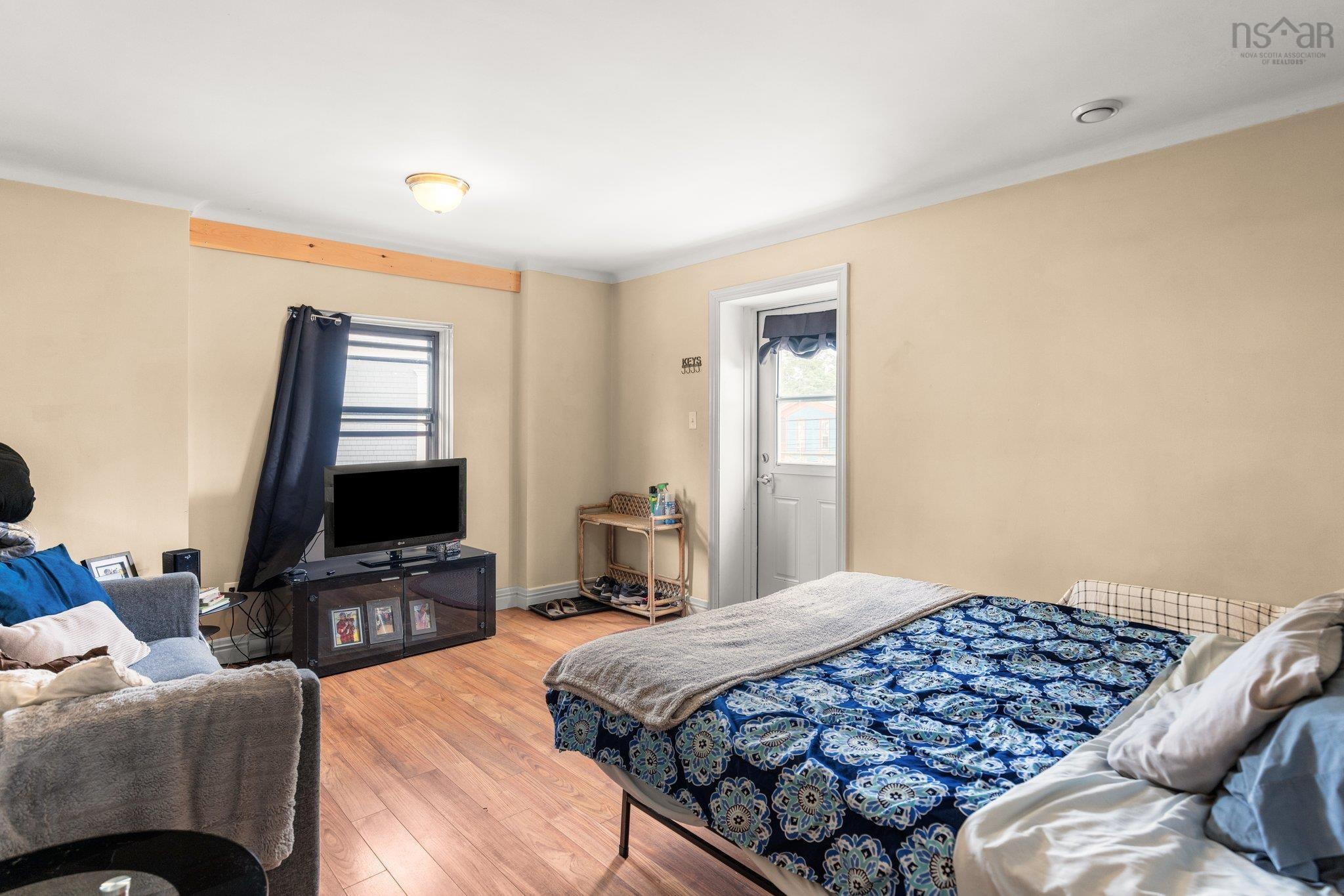 $699,900.00: 400A 534 Main Street, Mahone Bay