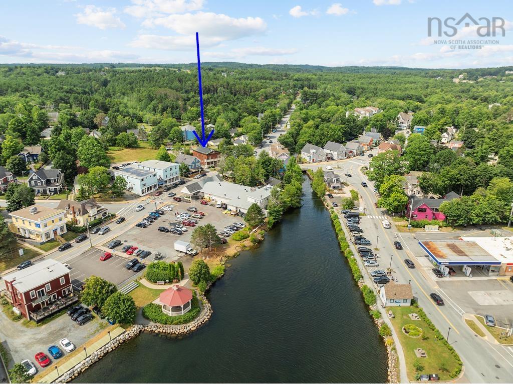 $699,900.00: 400A 534 Main Street, Mahone Bay