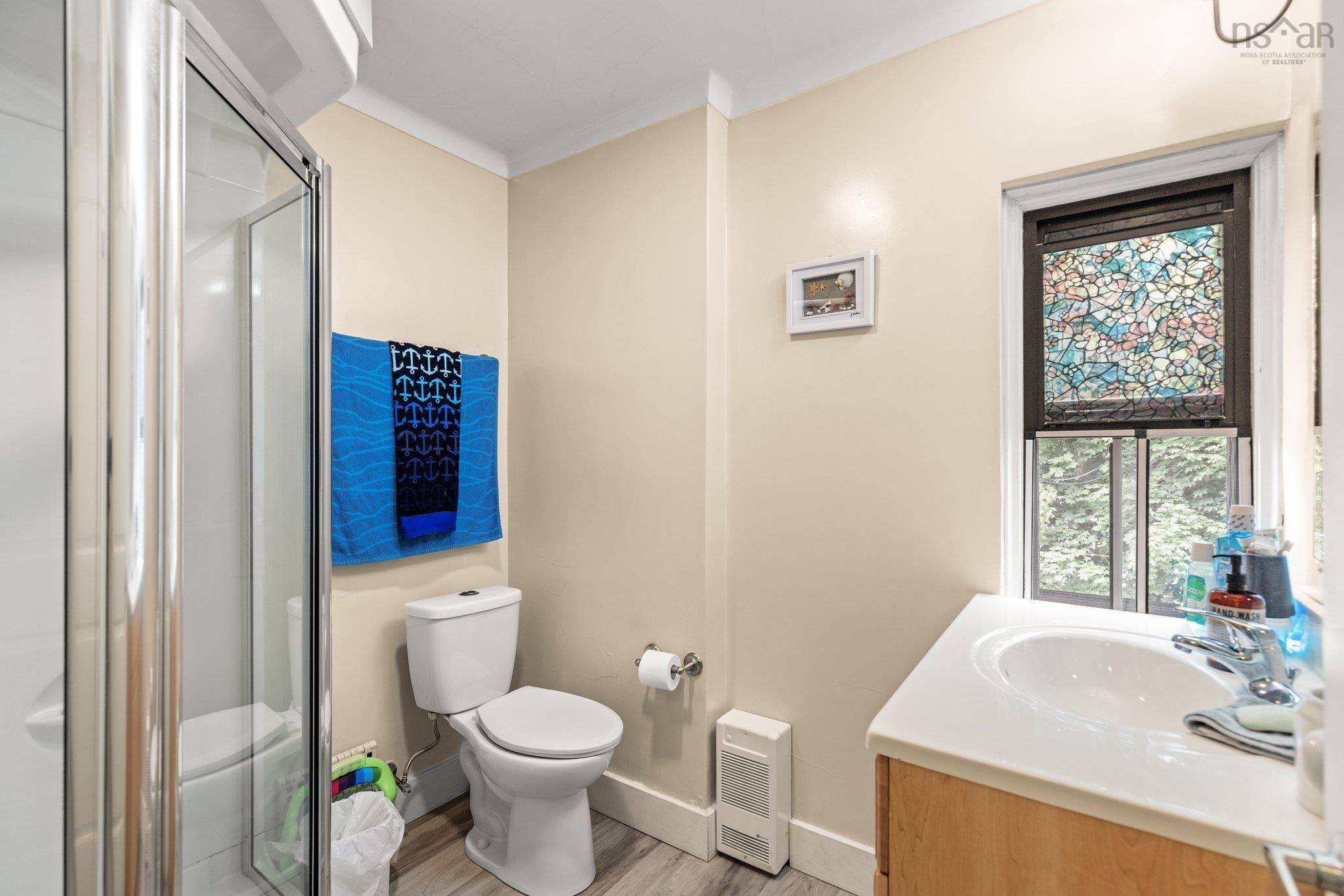 $699,900.00: 400A 534 Main Street, Mahone Bay