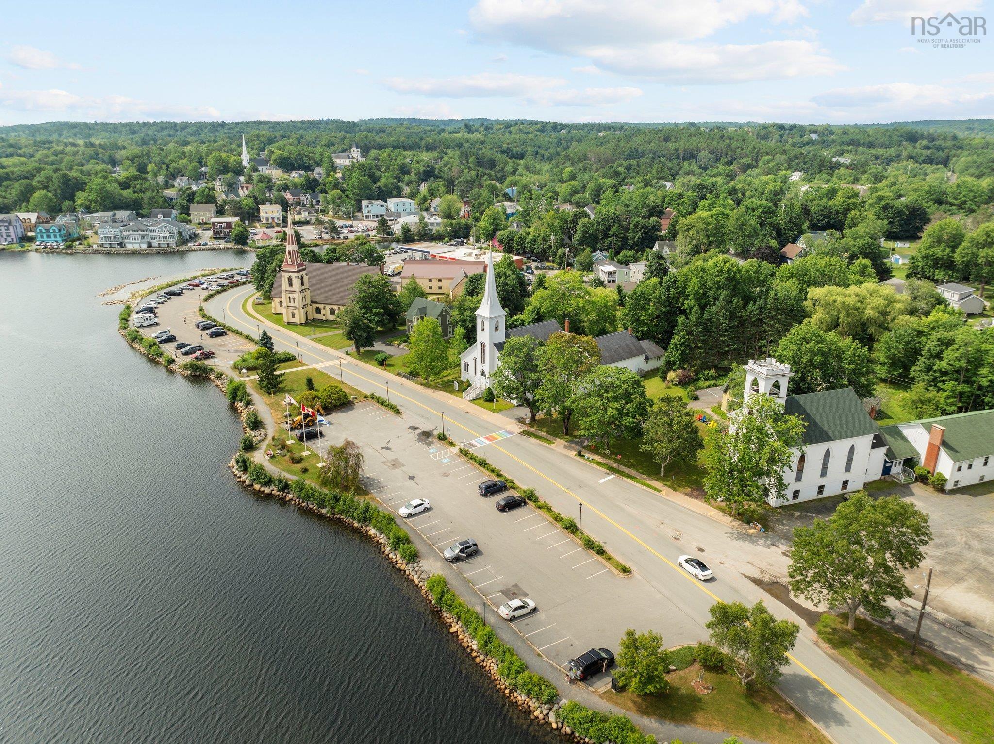 $699,900.00: 400A 534 Main Street, Mahone Bay