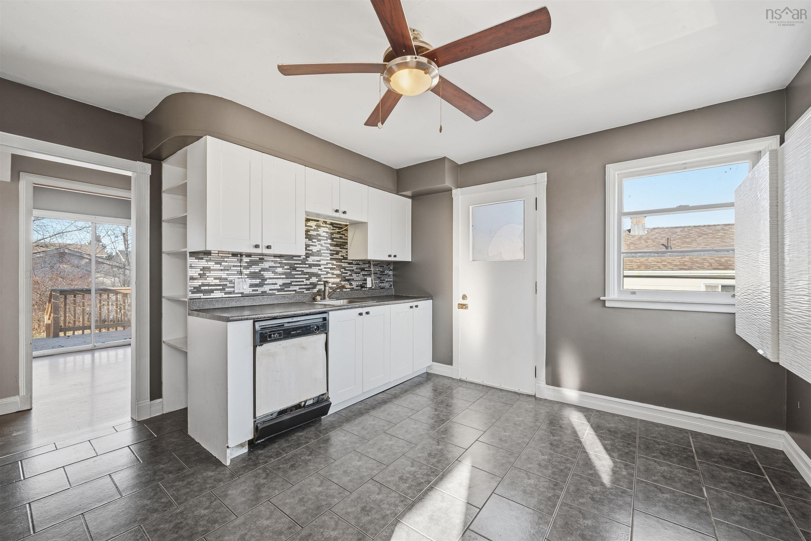 3 George Street, Bedford, NS (MLS 202529022)