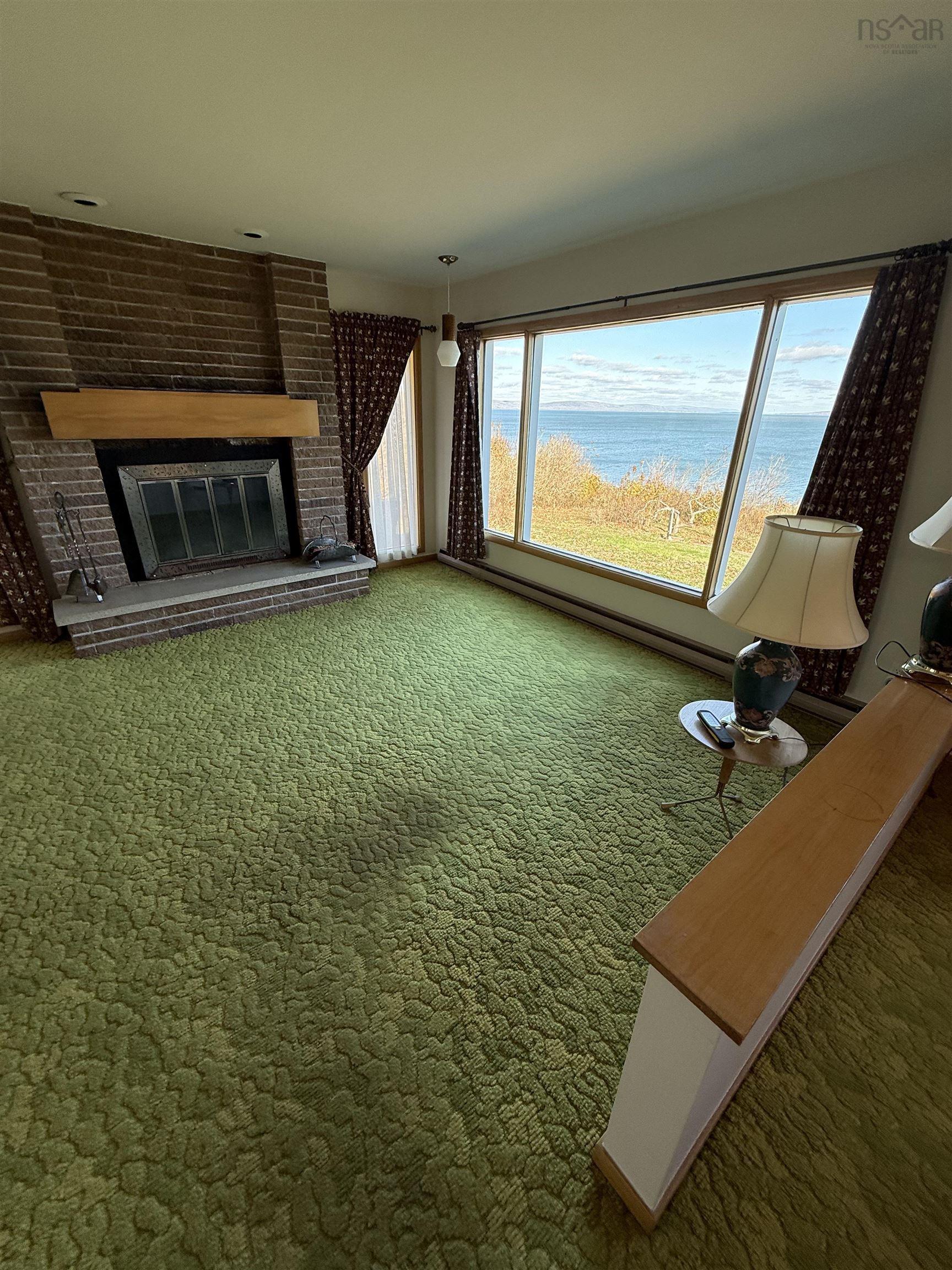 $599,000.00: 42 Montague Row, Digby