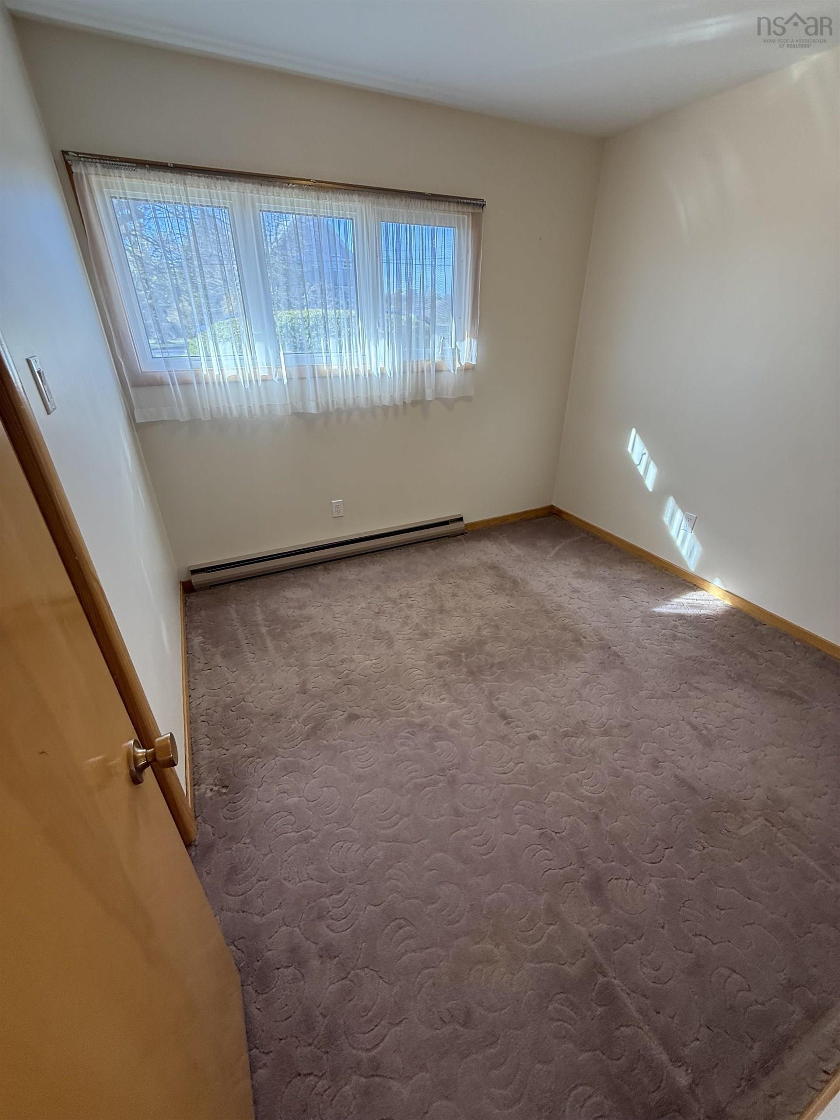 $599,000.00: 42 Montague Row, Digby