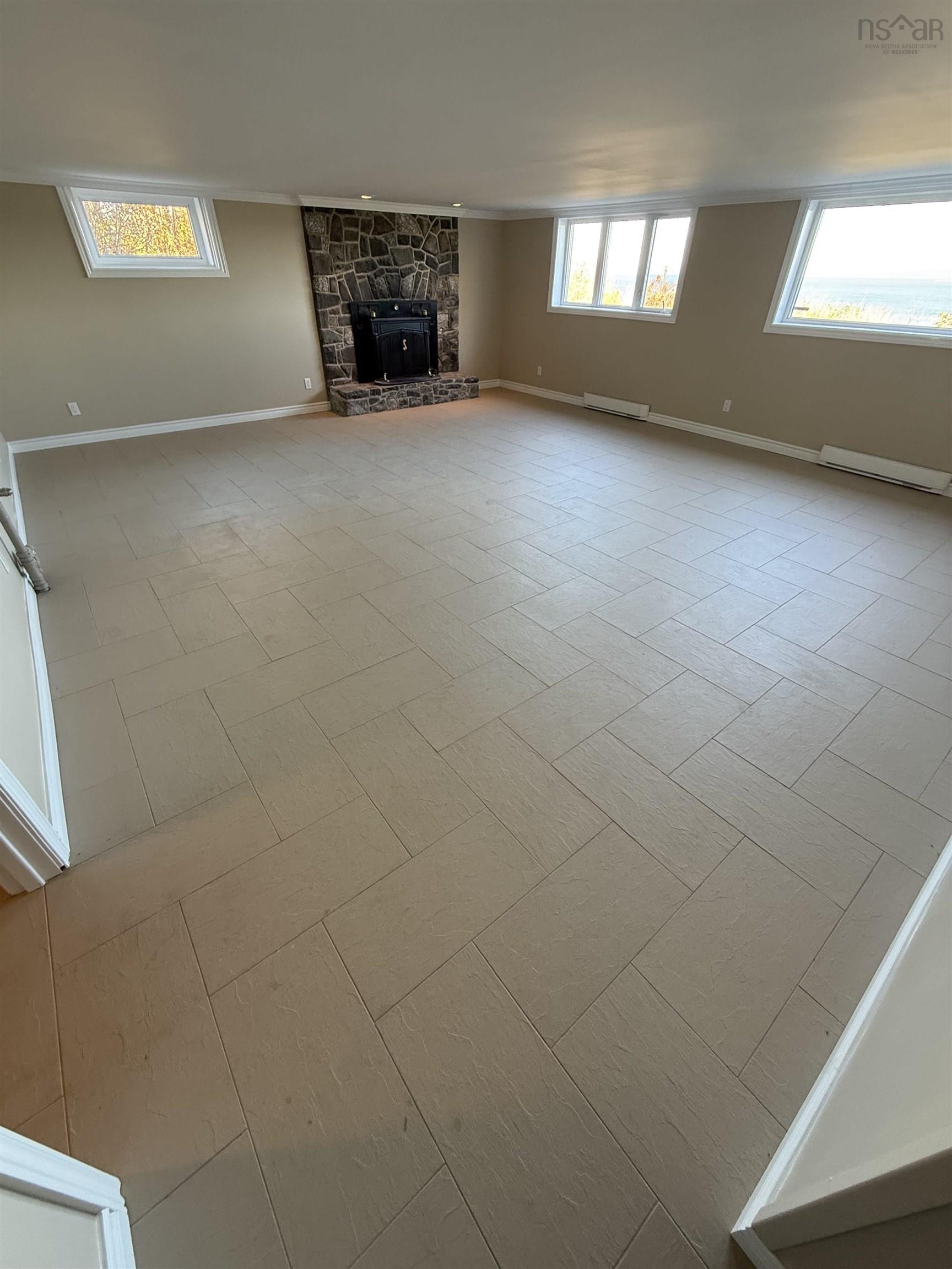 $599,000.00: 42 Montague Row, Digby