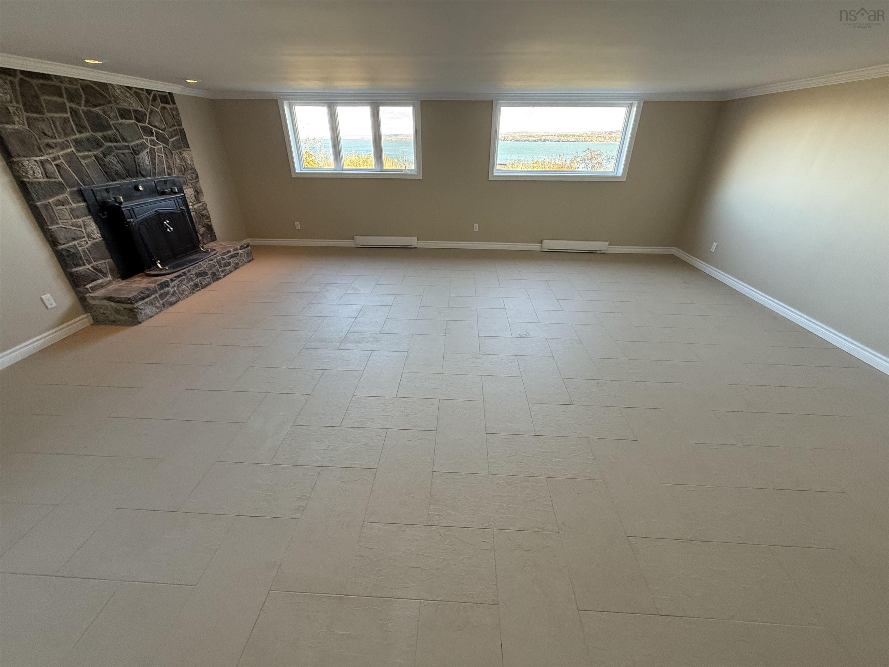 $599,000.00: 42 Montague Row, Digby