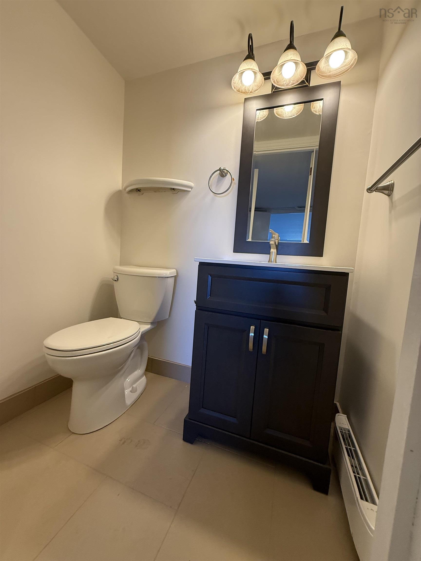 $599,000.00: 42 Montague Row, Digby