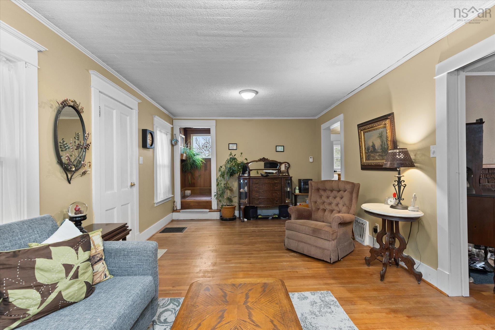 $229,900.00: 6 Ryers Lane, Shelburne