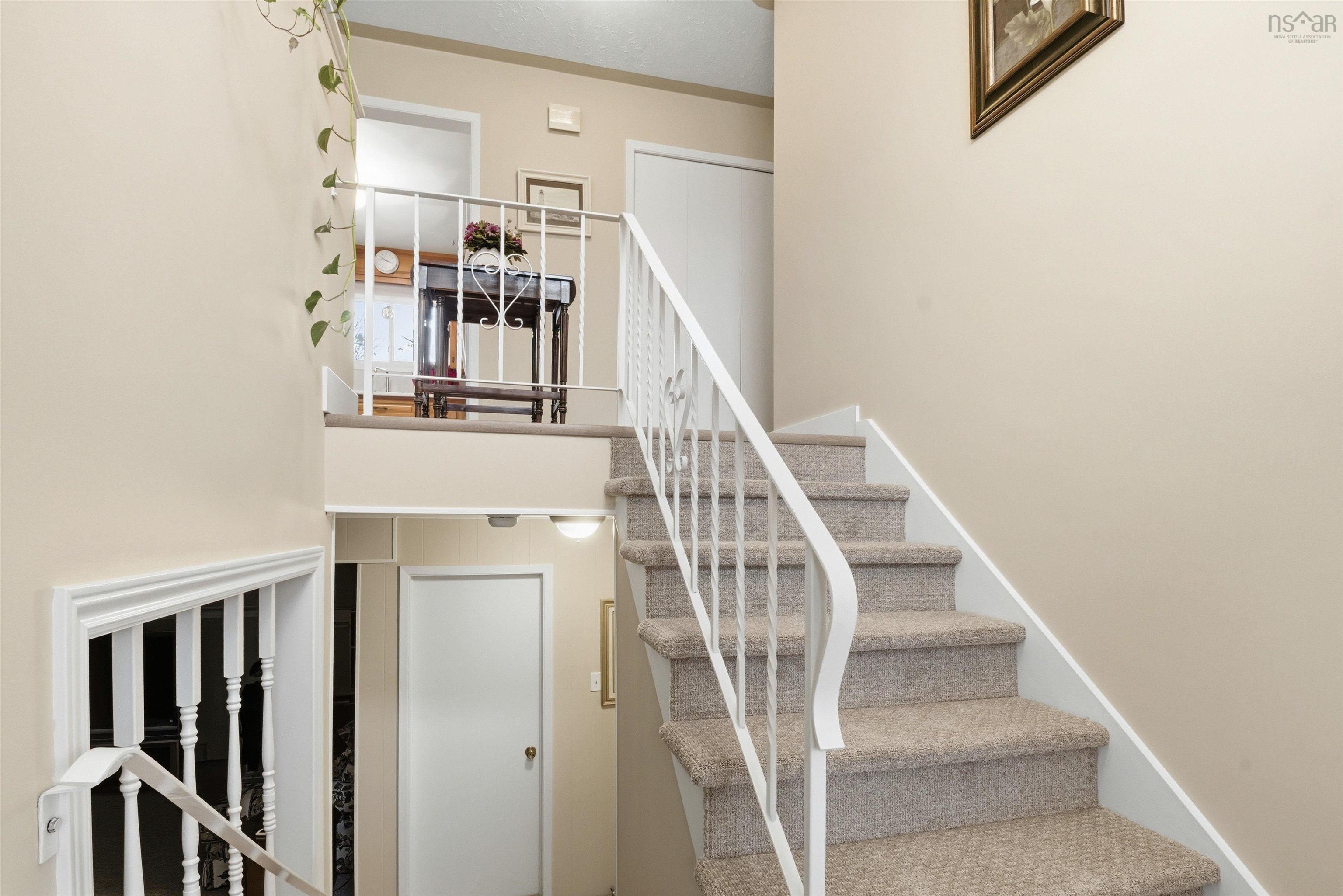 55 Oakmount Drive, Bedford, NS (MLS 202529033)