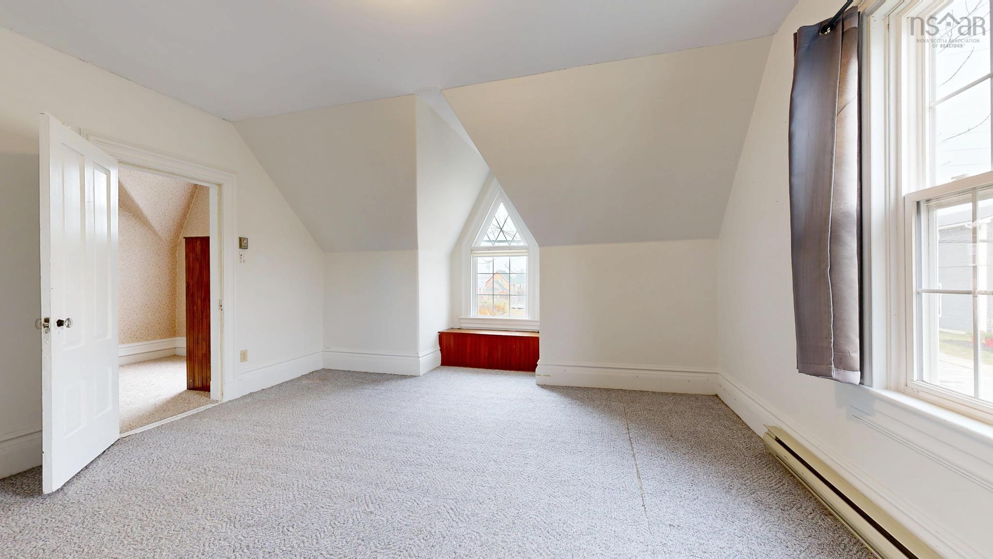 $299,000.00: 20 North Street, Lockeport