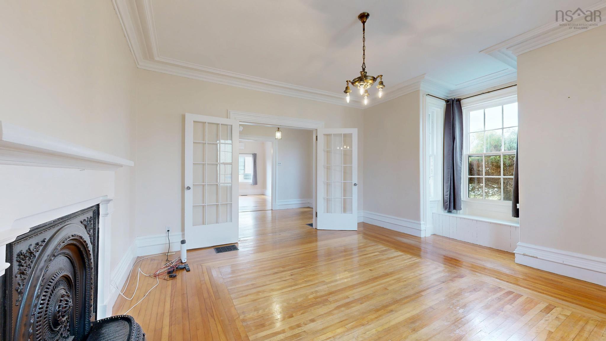 $299,000.00: 20 North Street, Lockeport