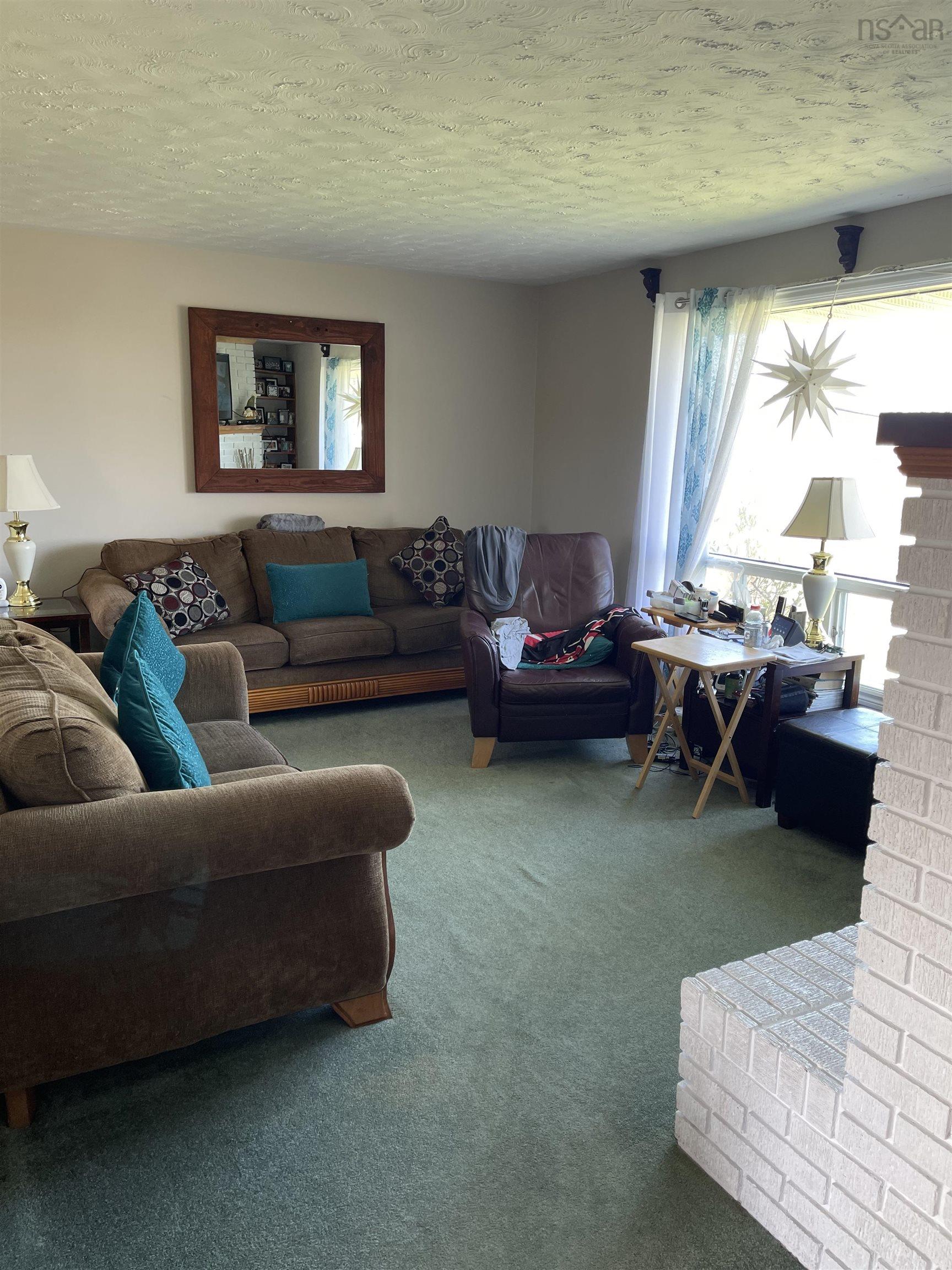 $499,000.00: 390 Beaver Bank Road, Beaver Bank